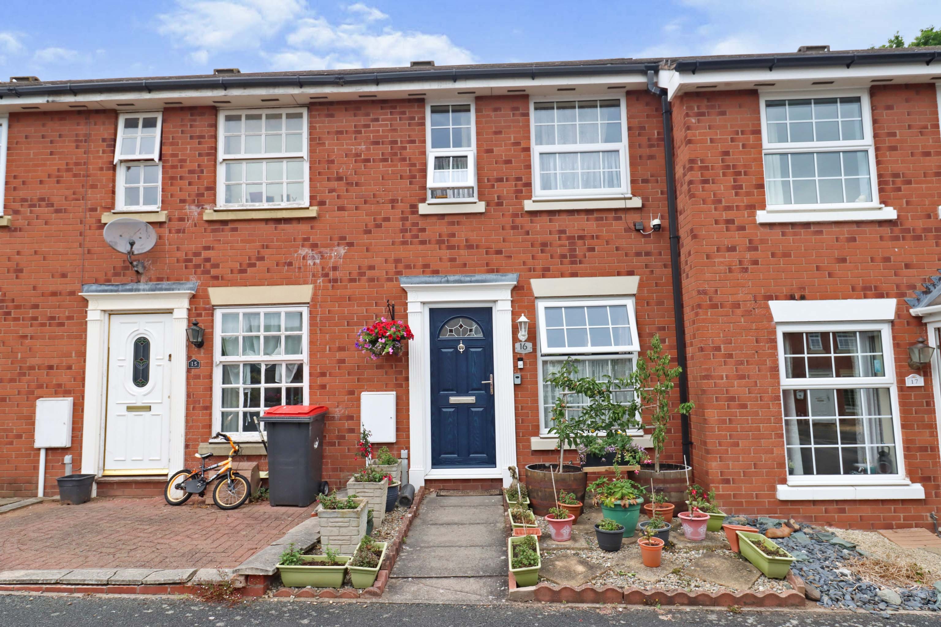 2 bedroom terraced house for sale in Greenwood Drive, Telford, TF5 0PH