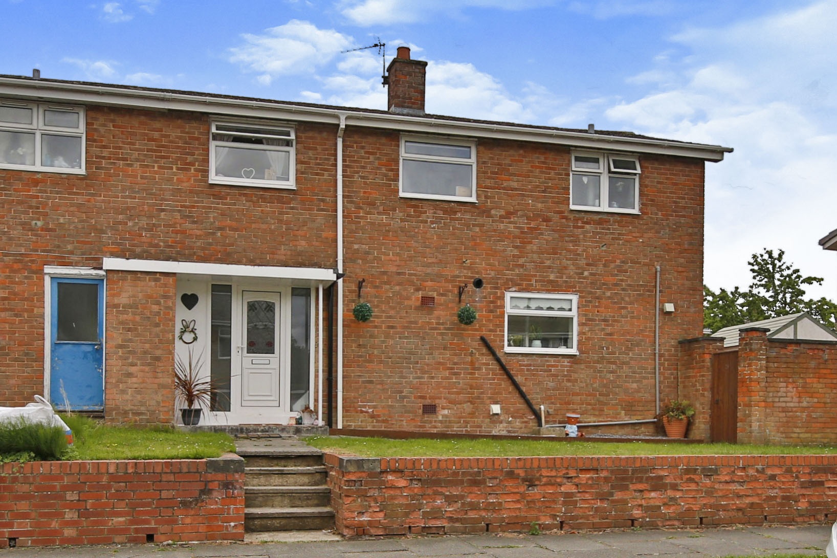 3 bedroom terraced house for sale in Eden Road, Newton Aycliffe, DL5 5RL