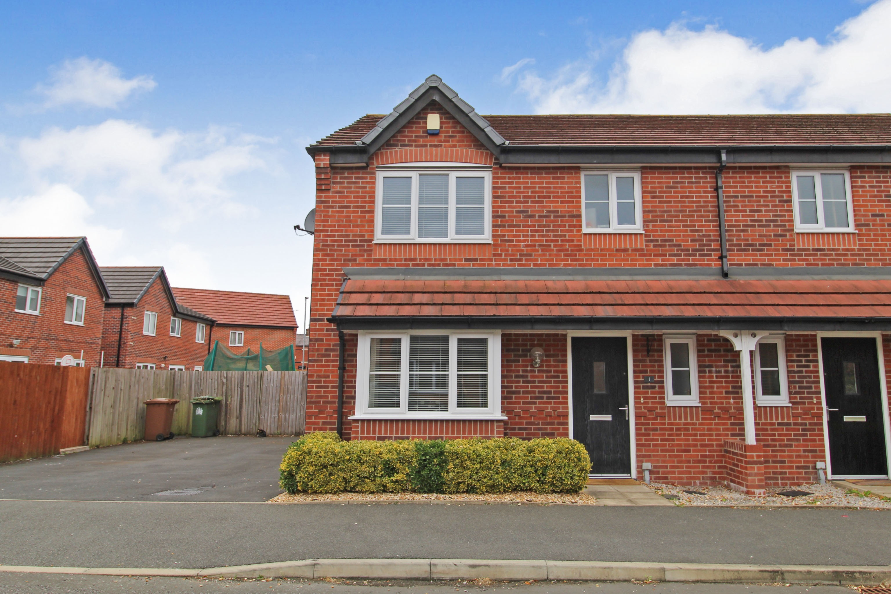 3 bedroom semidetached house for sale in Wallace Drive, St. Helens