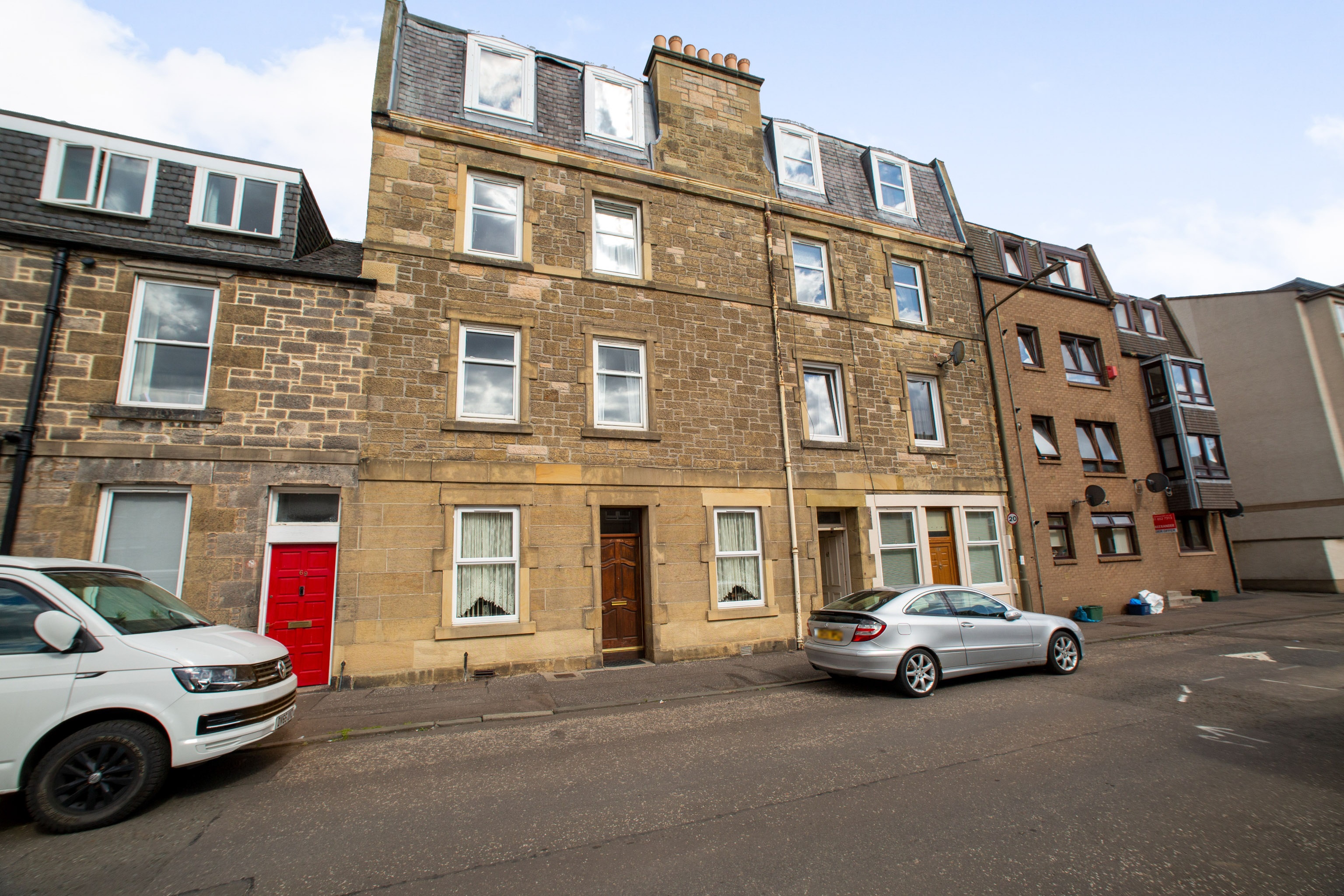 2 bedroom flat for sale in Market Street, Musselburgh, EH21 6PS