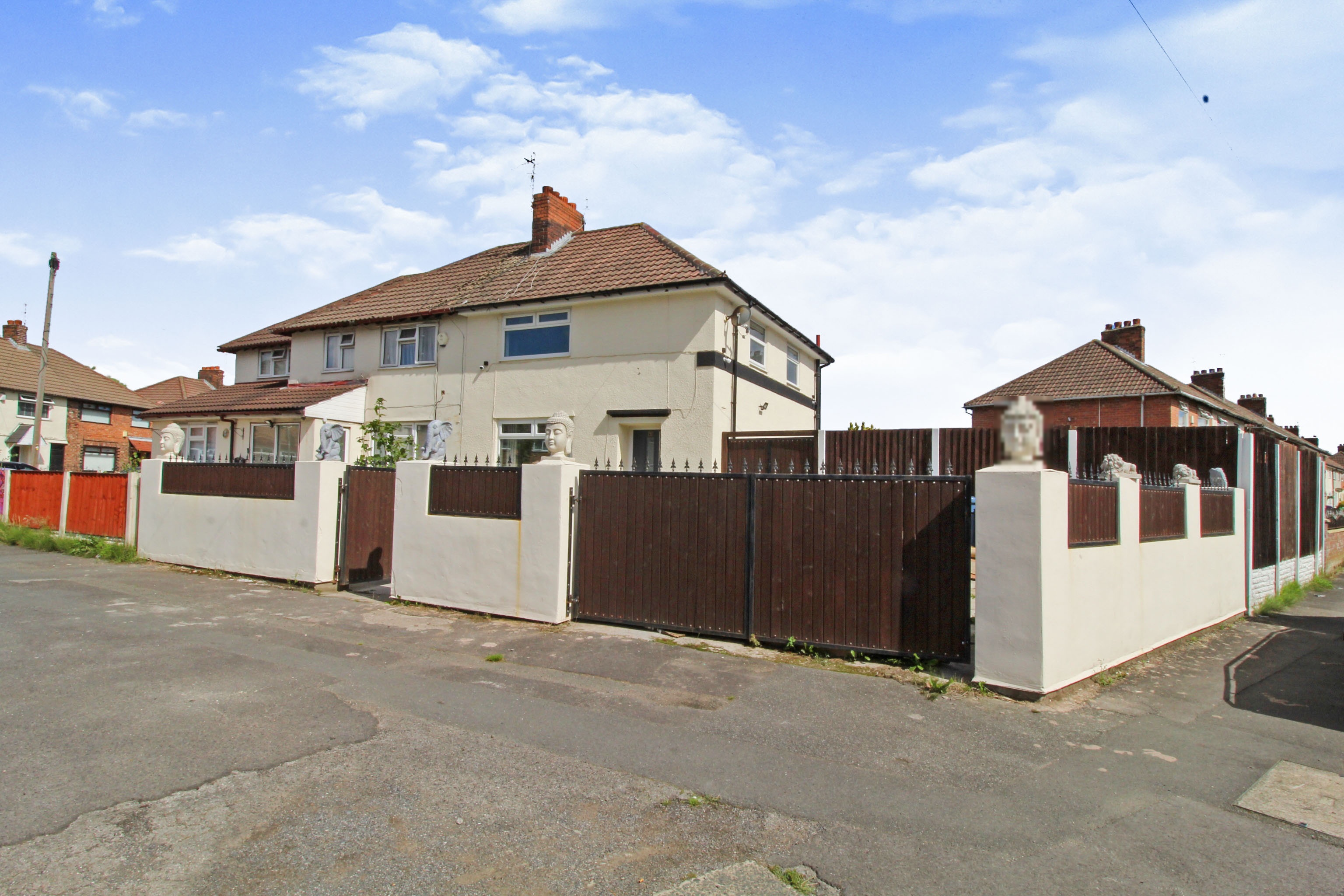 3 bedroom semidetached house for sale in Scarisbrick Road, Liverpool