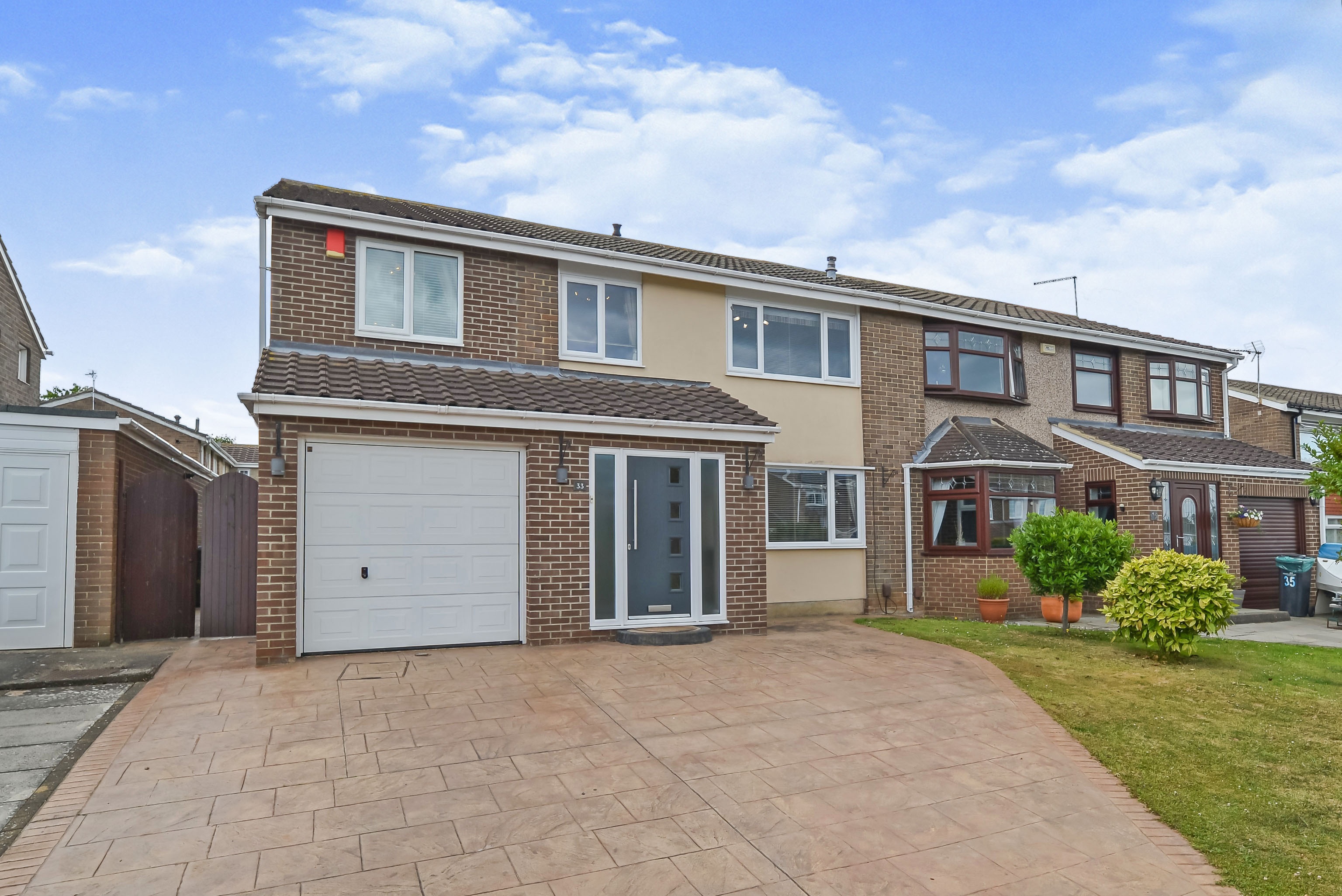 4 bedroom semidetached house for sale in Birchwood Road, Middlesbrough, TS7 8DD