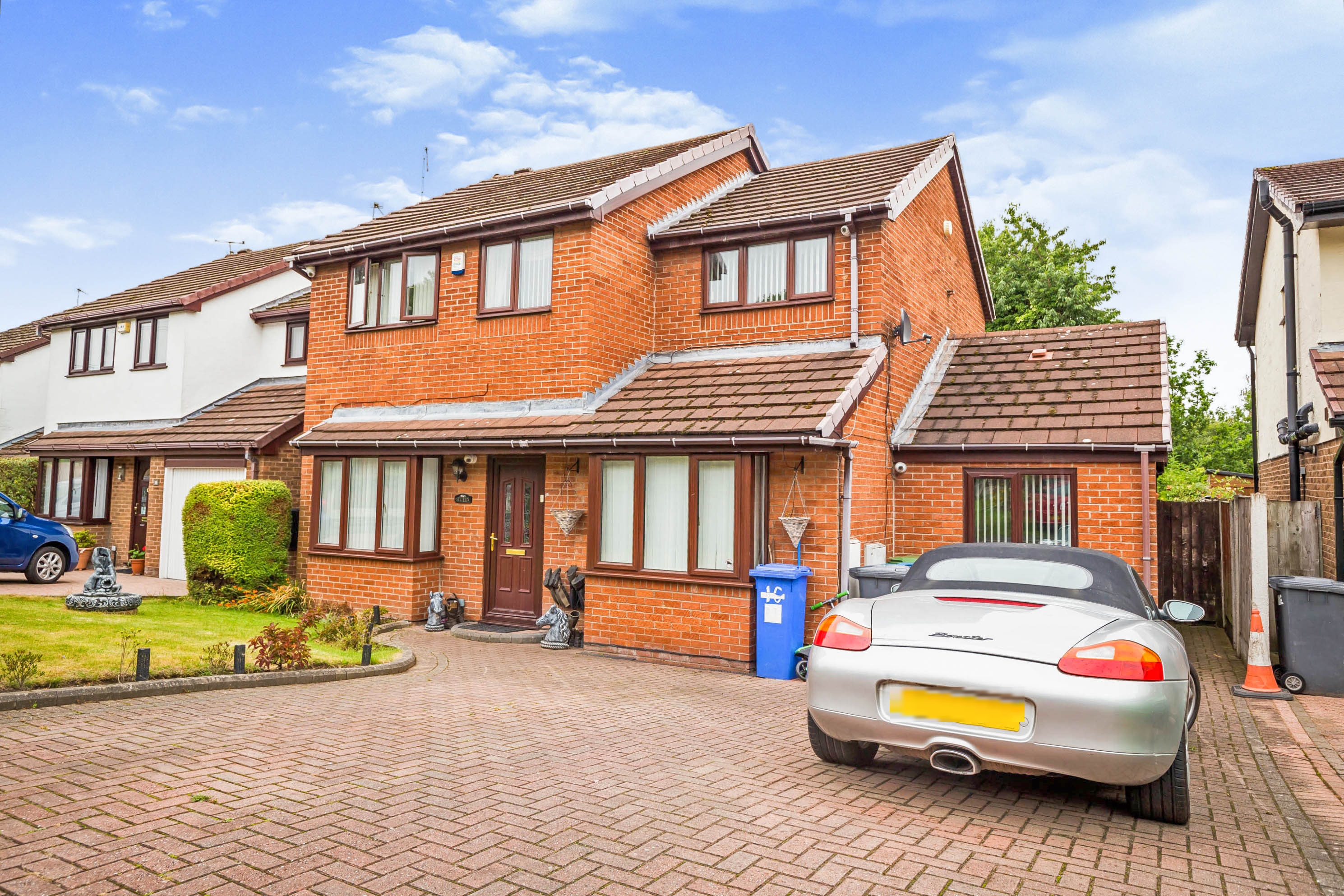 4 bedroom detached house for sale in Chatterton Drive, Norton, Runcorn