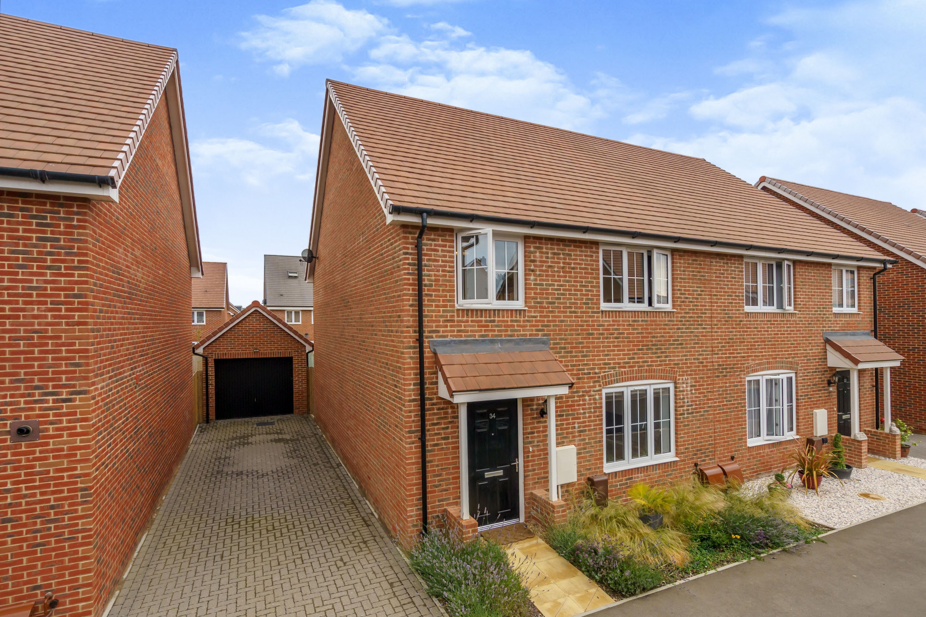 4 bedroom semidetached house for sale in Peckham Chase, Eastergate