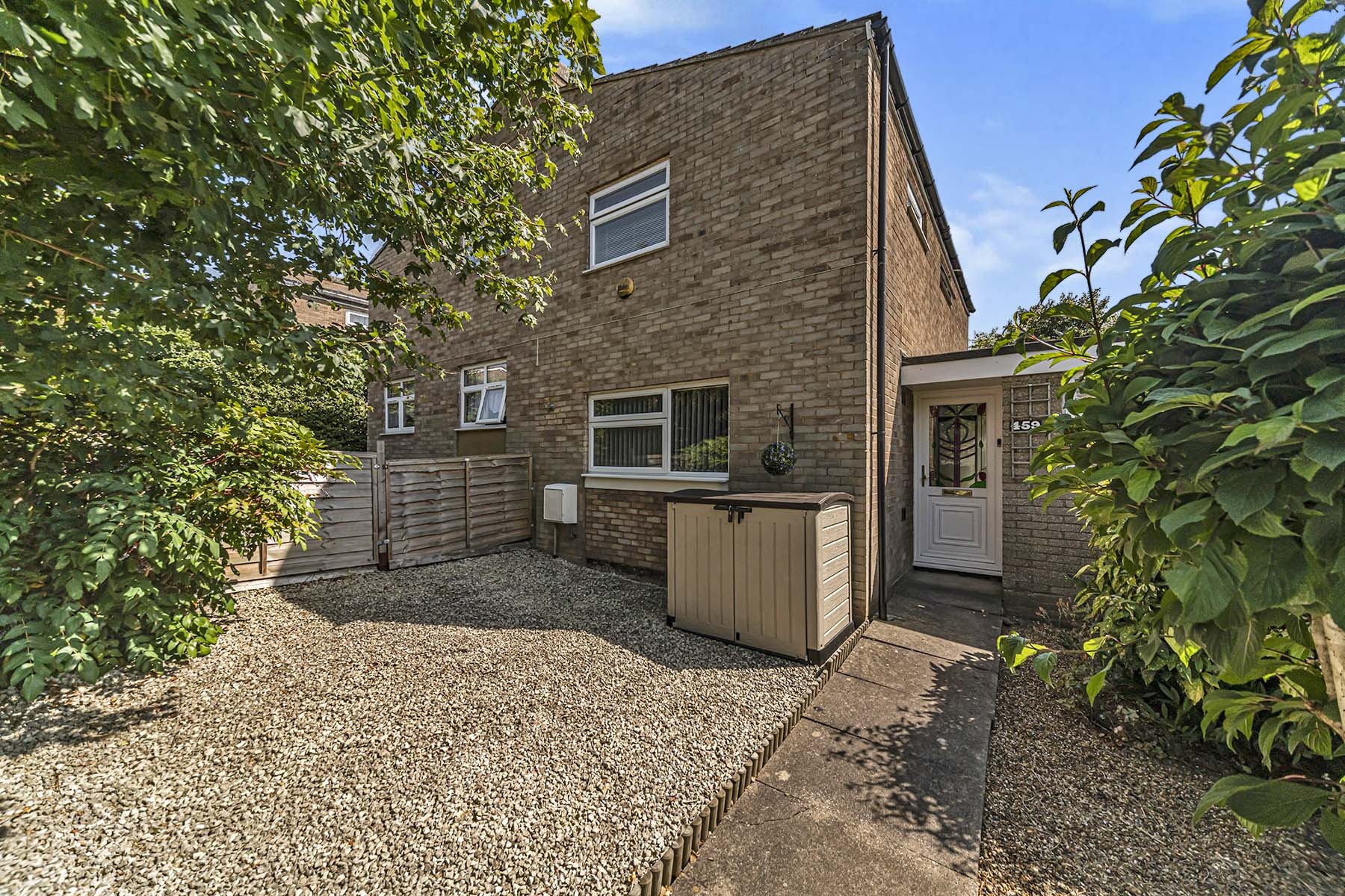 2 bedroom semidetached house for sale in Lonsdale Road, Stevenage, SG1 5DU