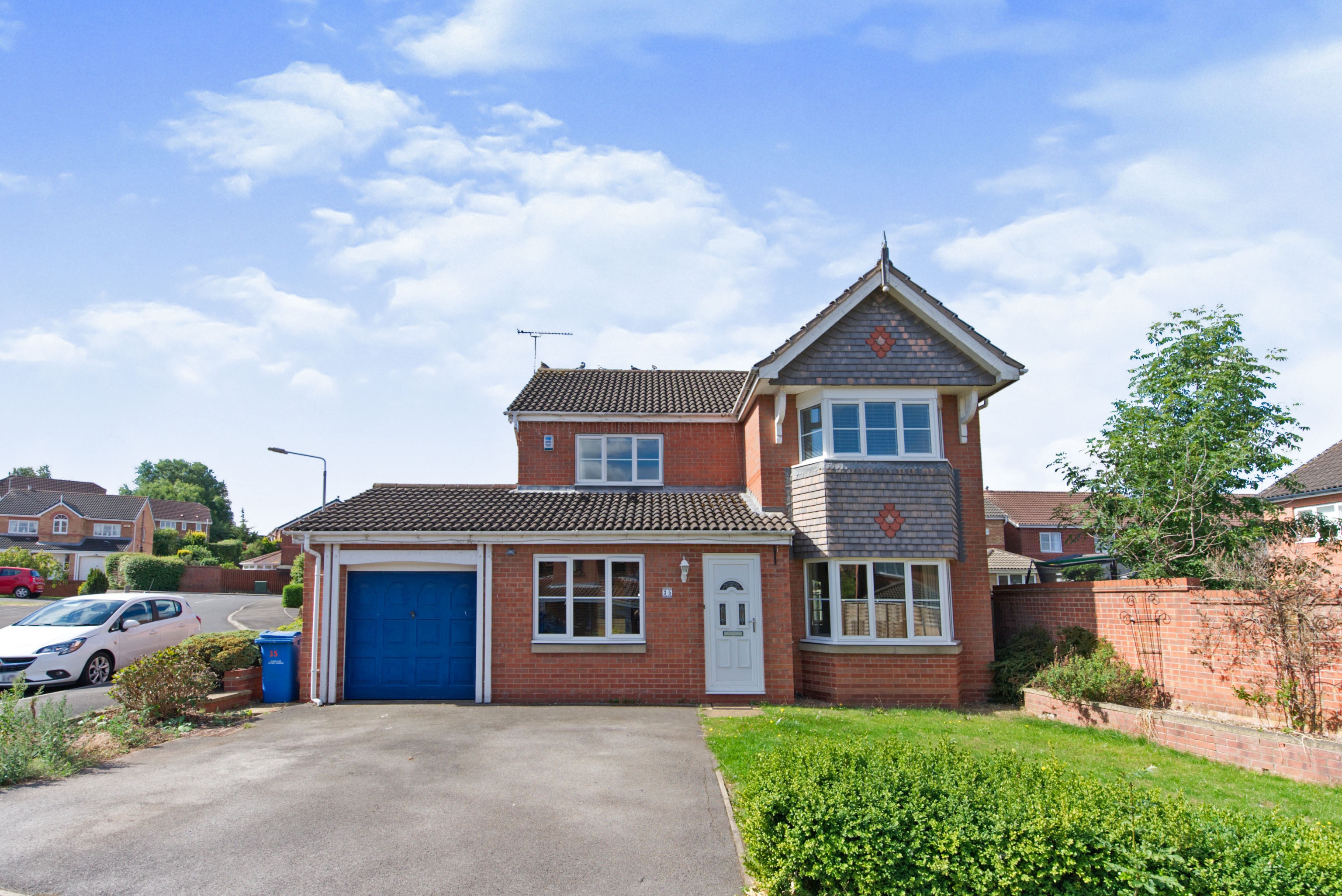 4 bedroom detached house for sale in Alexander Drive, Gateford, Worksop