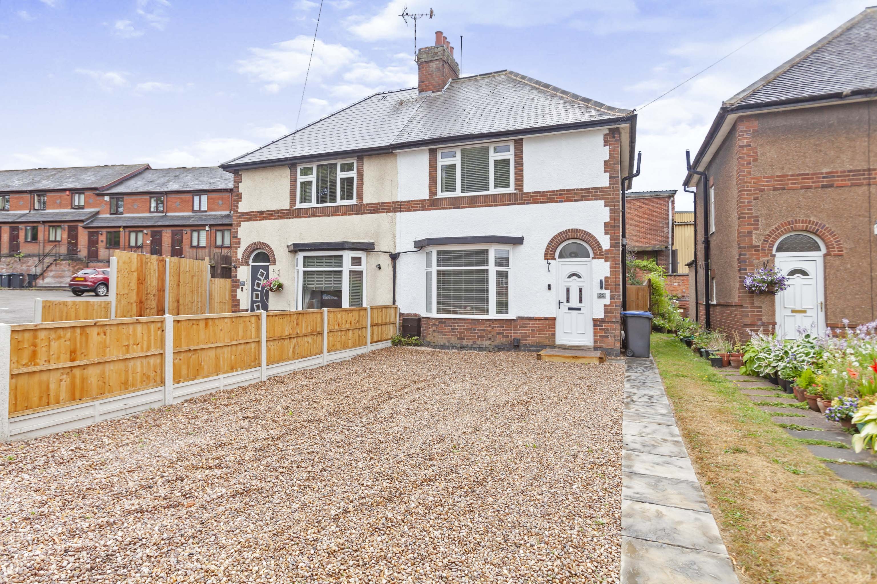2 bedroom semidetached house for sale in Stapleton Lane, Barwell