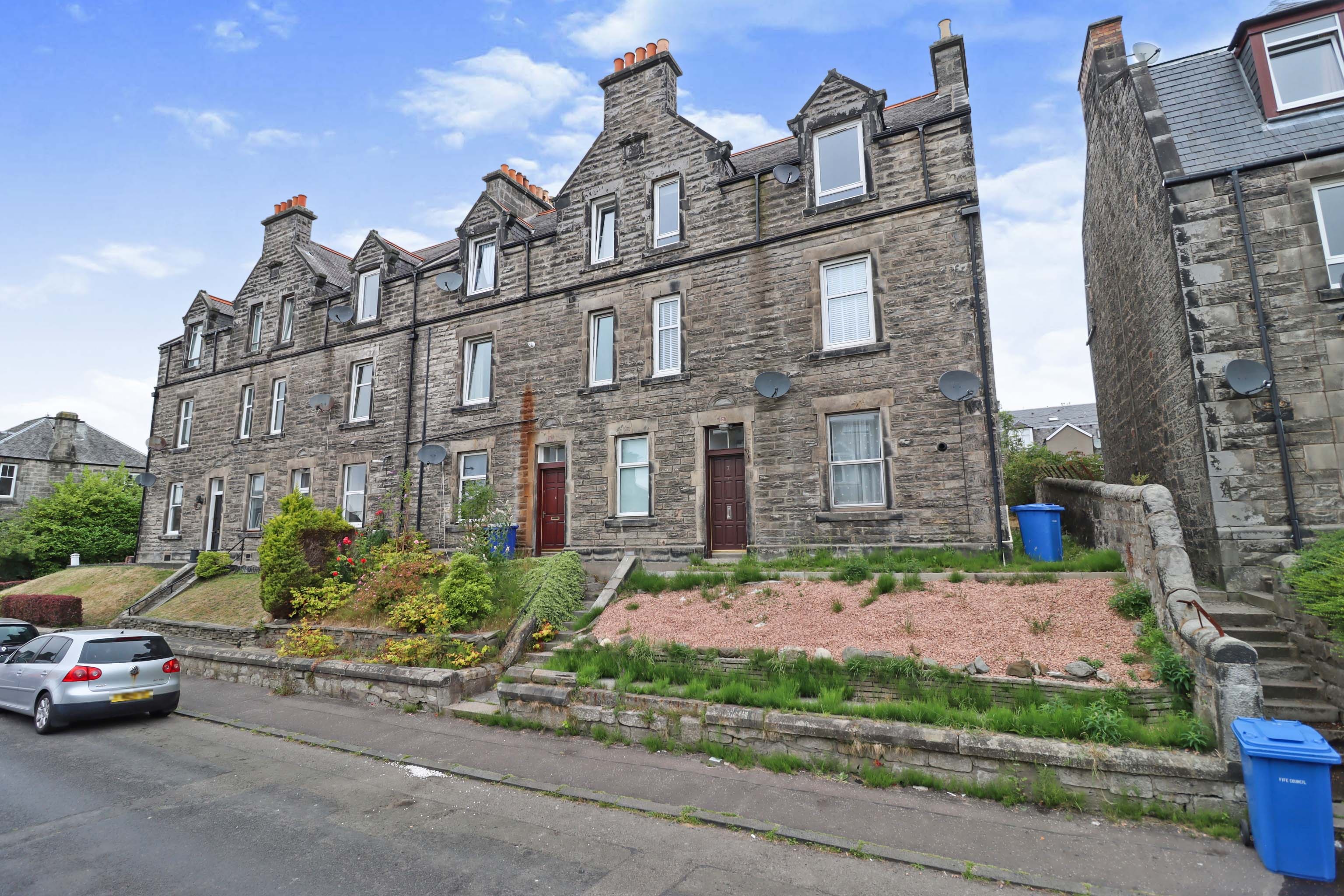2 bedroom flat for sale in Rose Street, Dunfermline, KY12 0QT