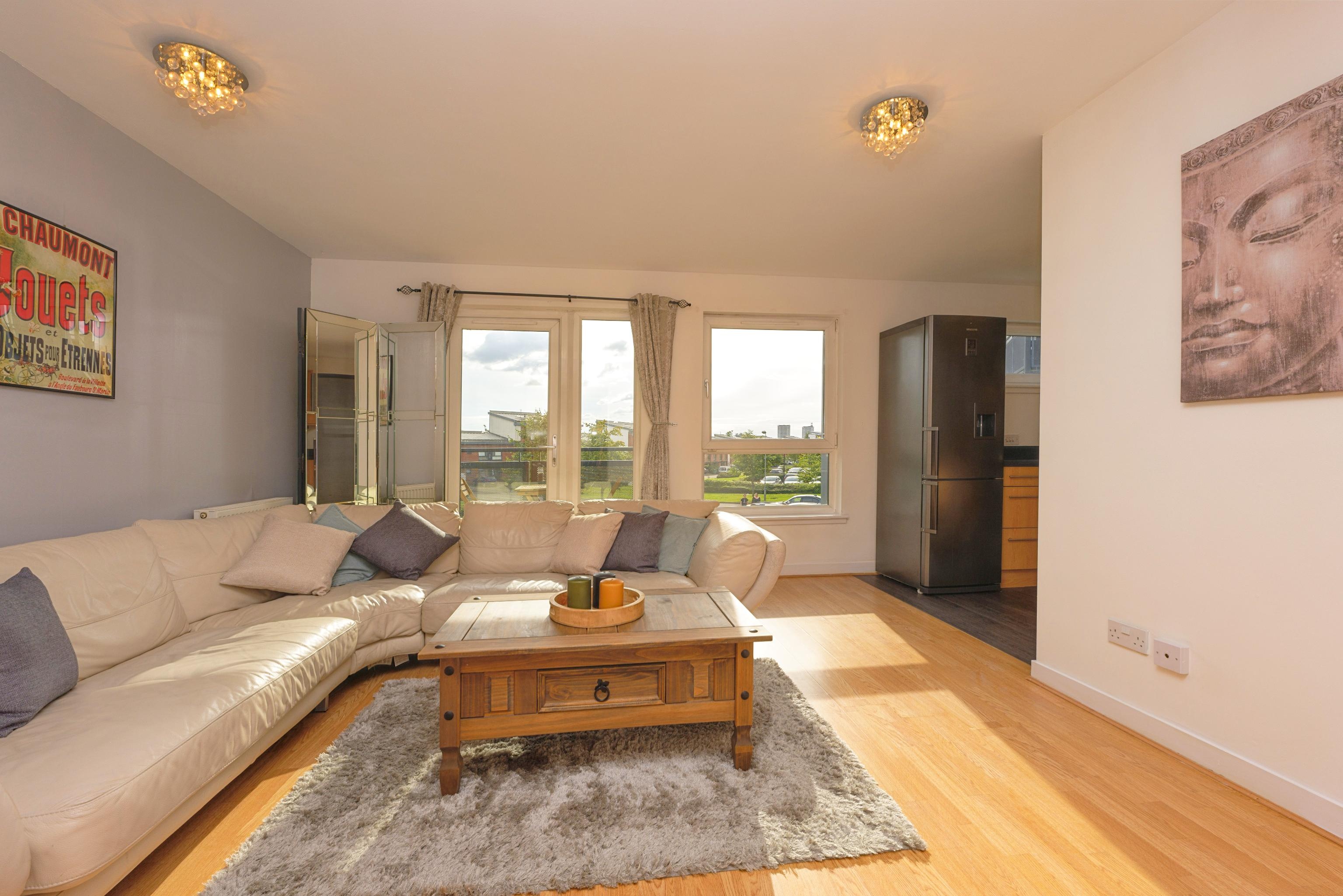 2 bedroom flat for sale in 96 Shuna Crescent, Glasgow, G20 9QS