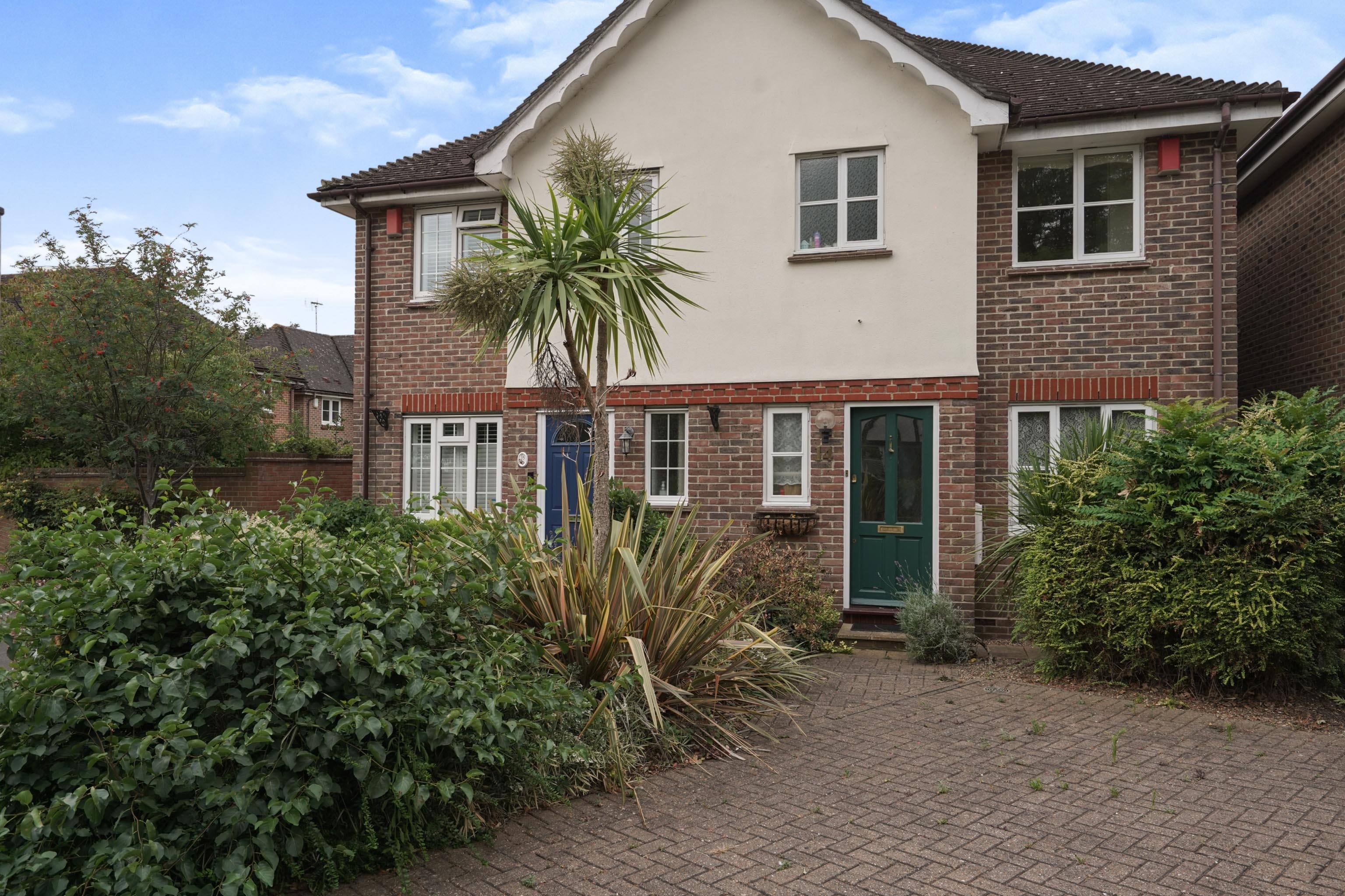 2 Bedroom Semi-detached House For Sale In Clematis Gardens, Woodford ...