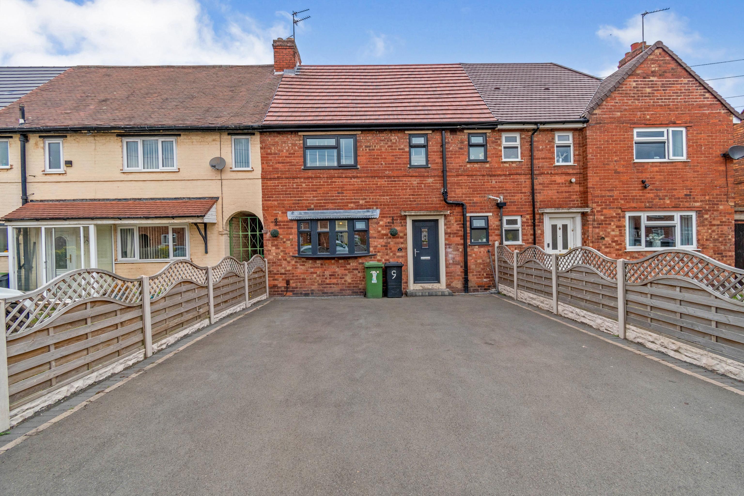 3 bedroom terraced house for sale in Watson Road, Moxley, Wednesbury