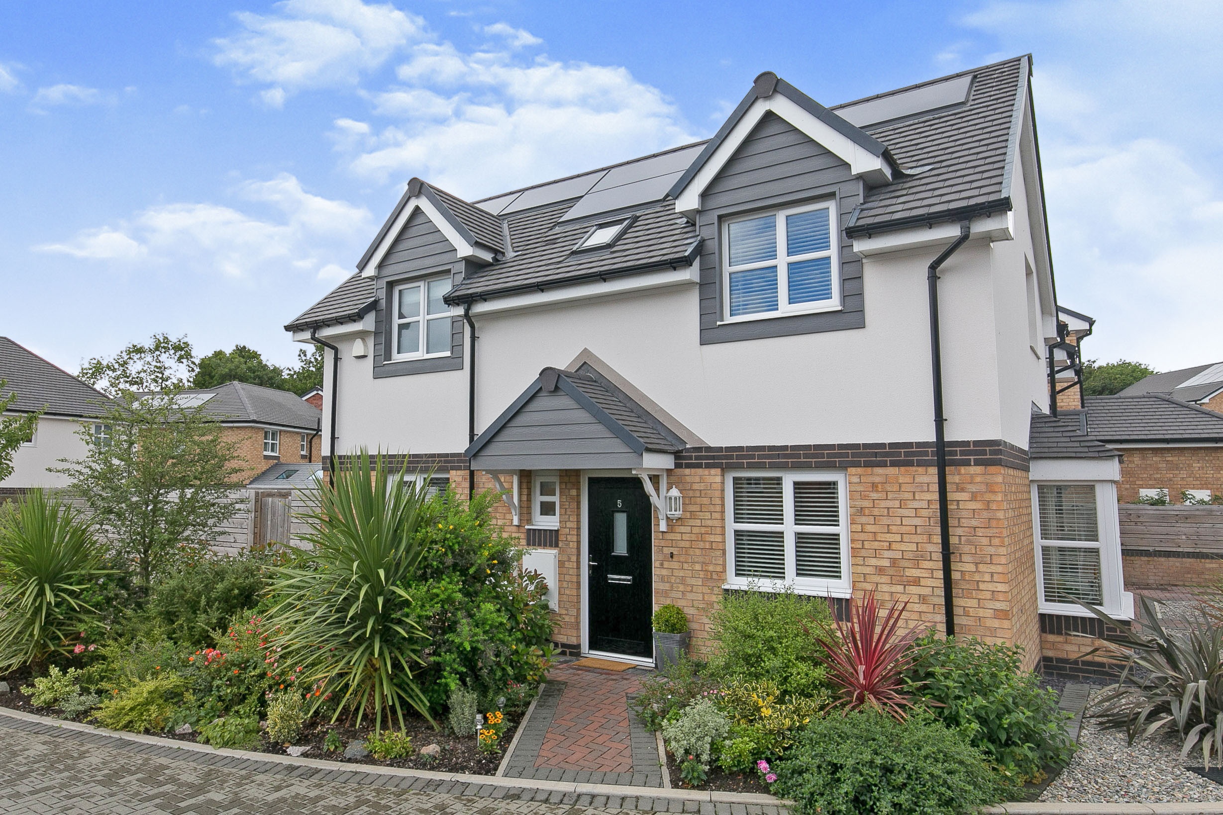 3 bedroom semidetached house for sale in Llys Wynne, Llandudno