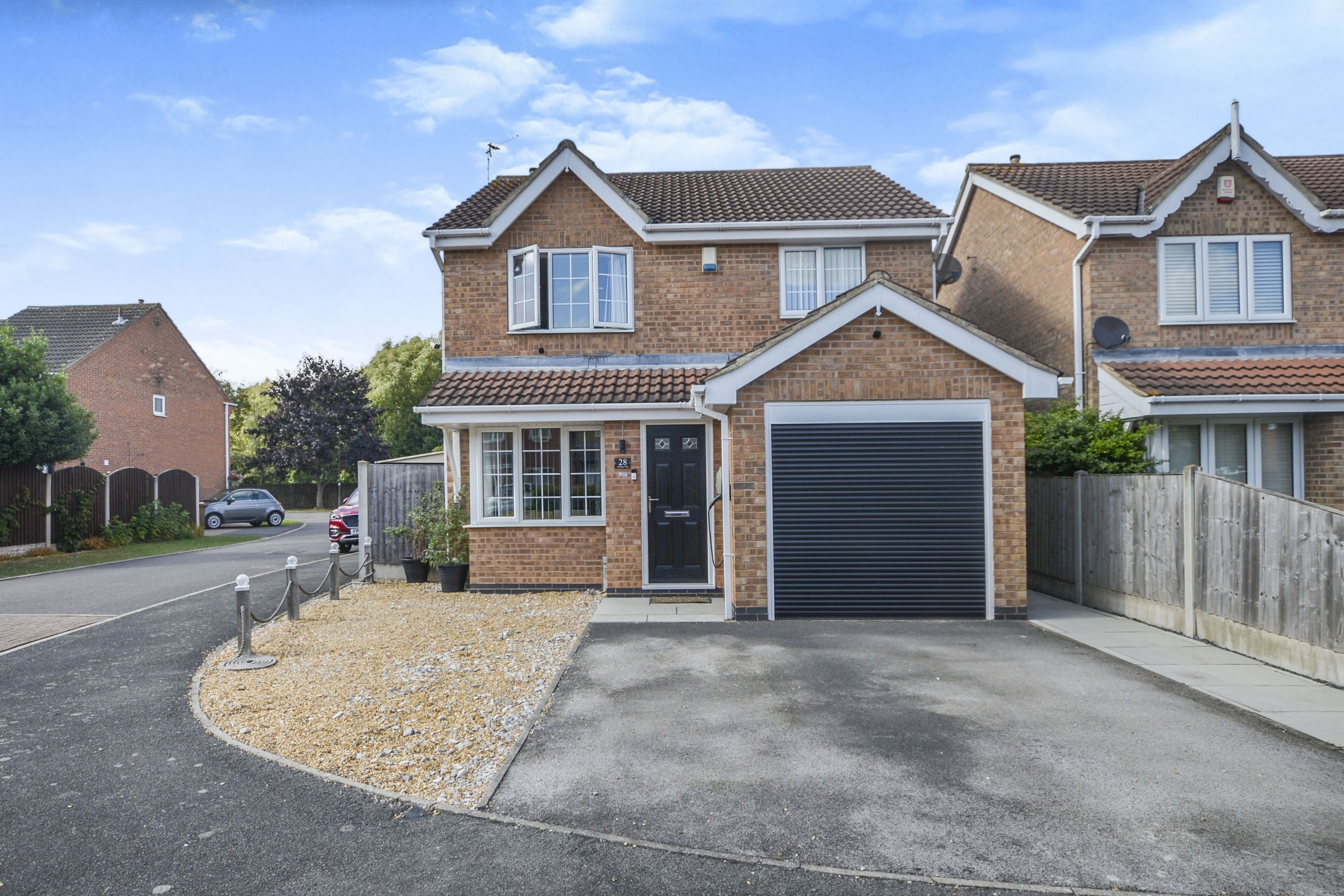 3 bedroom detached house for sale in Shilling Way, Long Eaton