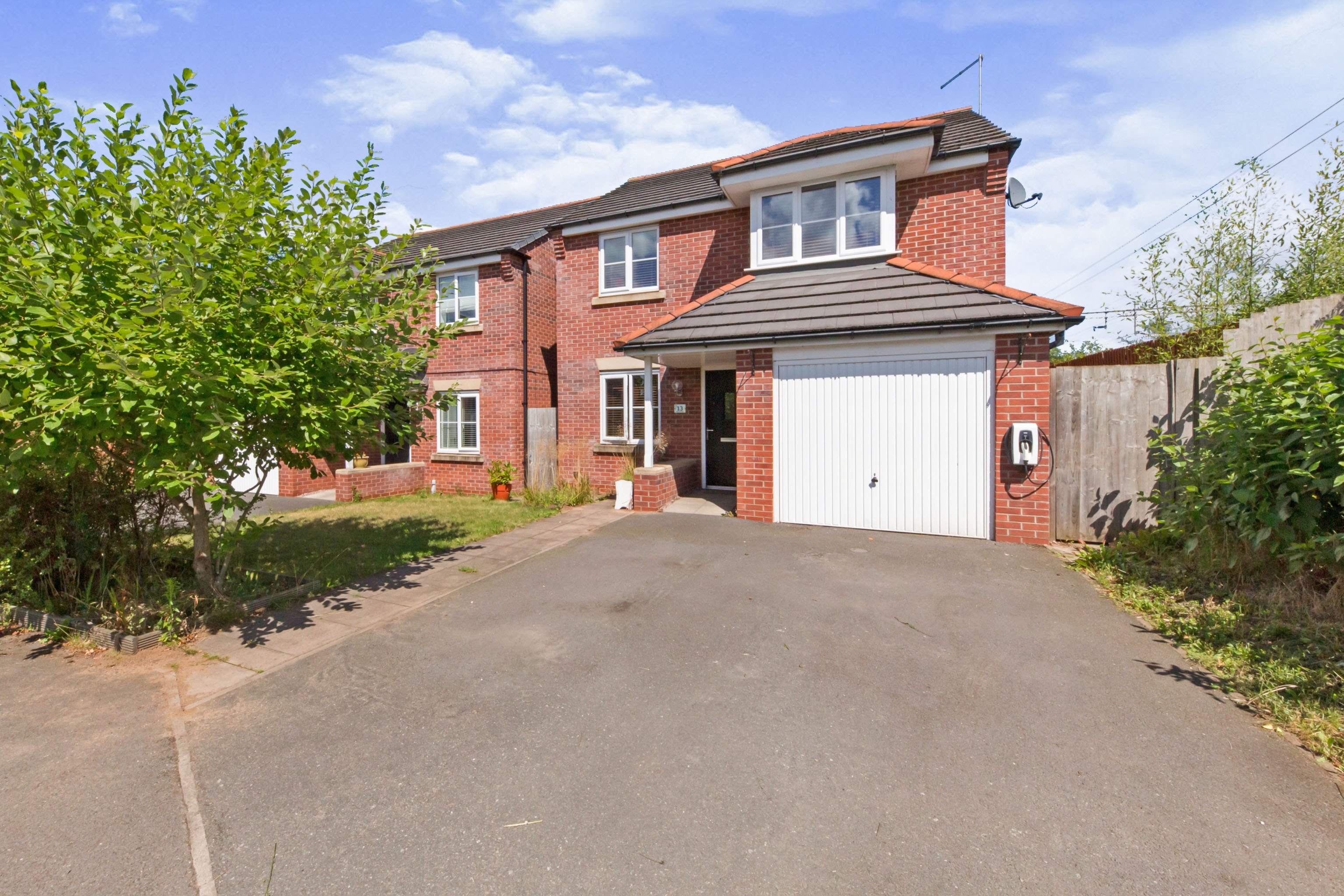 3 bedroom detached house for sale in Mallard Place, Sandbach, CW11 3AW