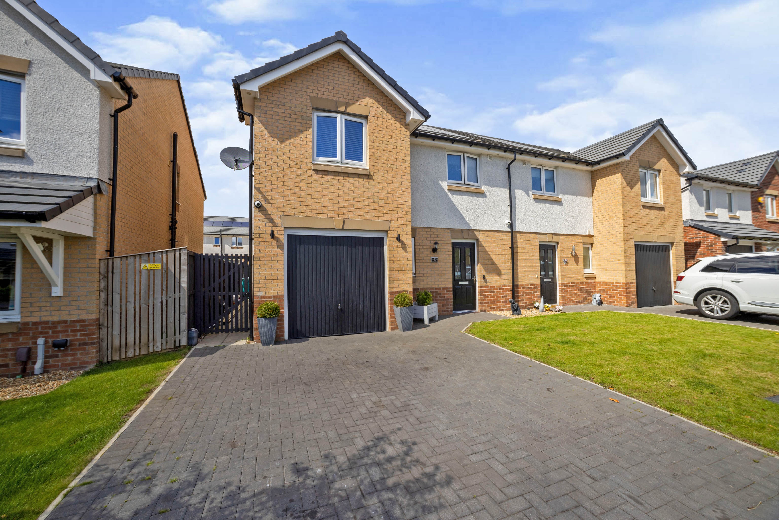 3 bedroom semidetached house for sale in Craigtower Road, Motherwell