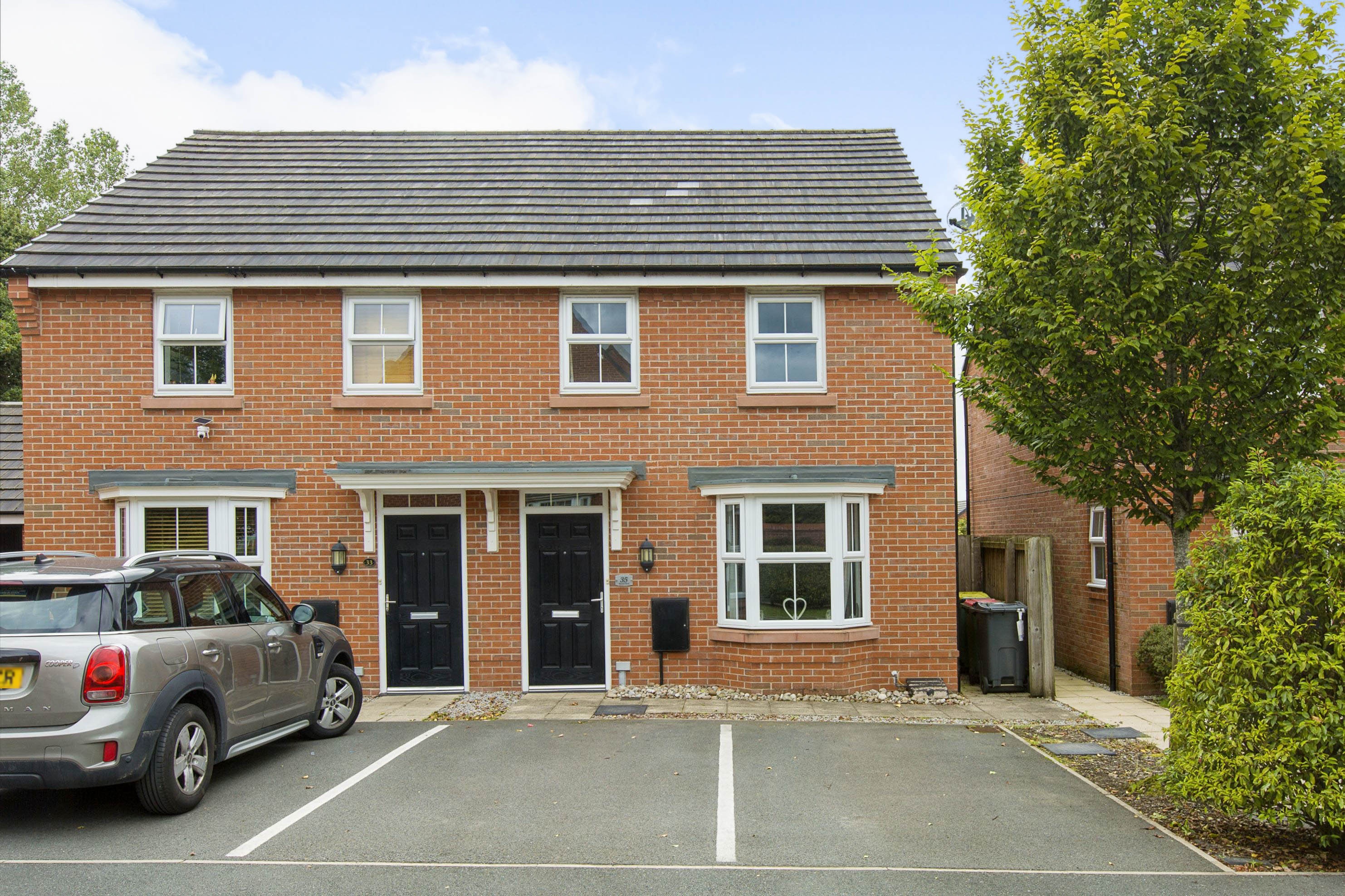3 bedroom semidetached house for sale in Mosses Farm Road, Preston, PR3 2BG