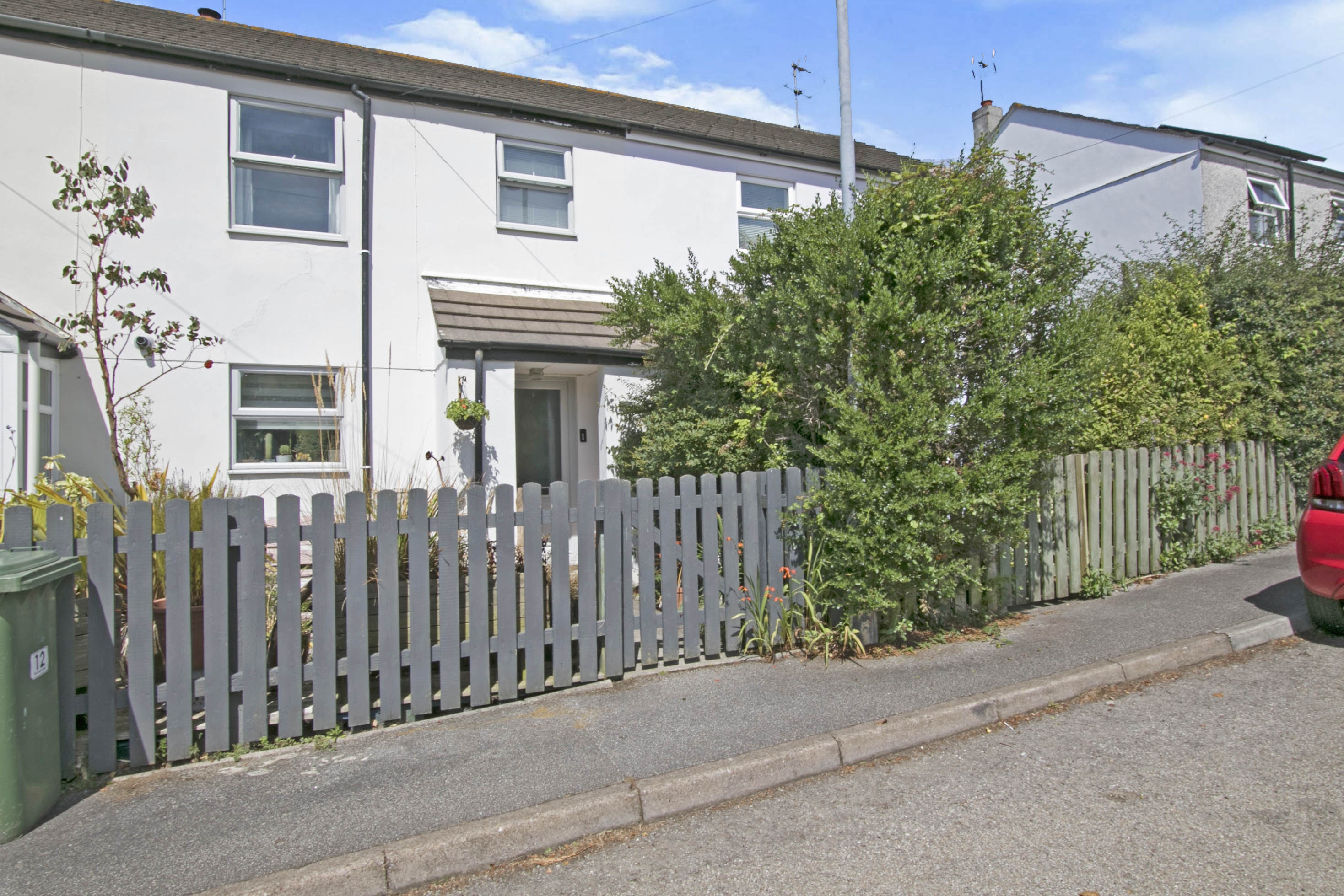 3 bedroom terraced house for sale in Vicarage Gate, Hayle, TR27 6JB