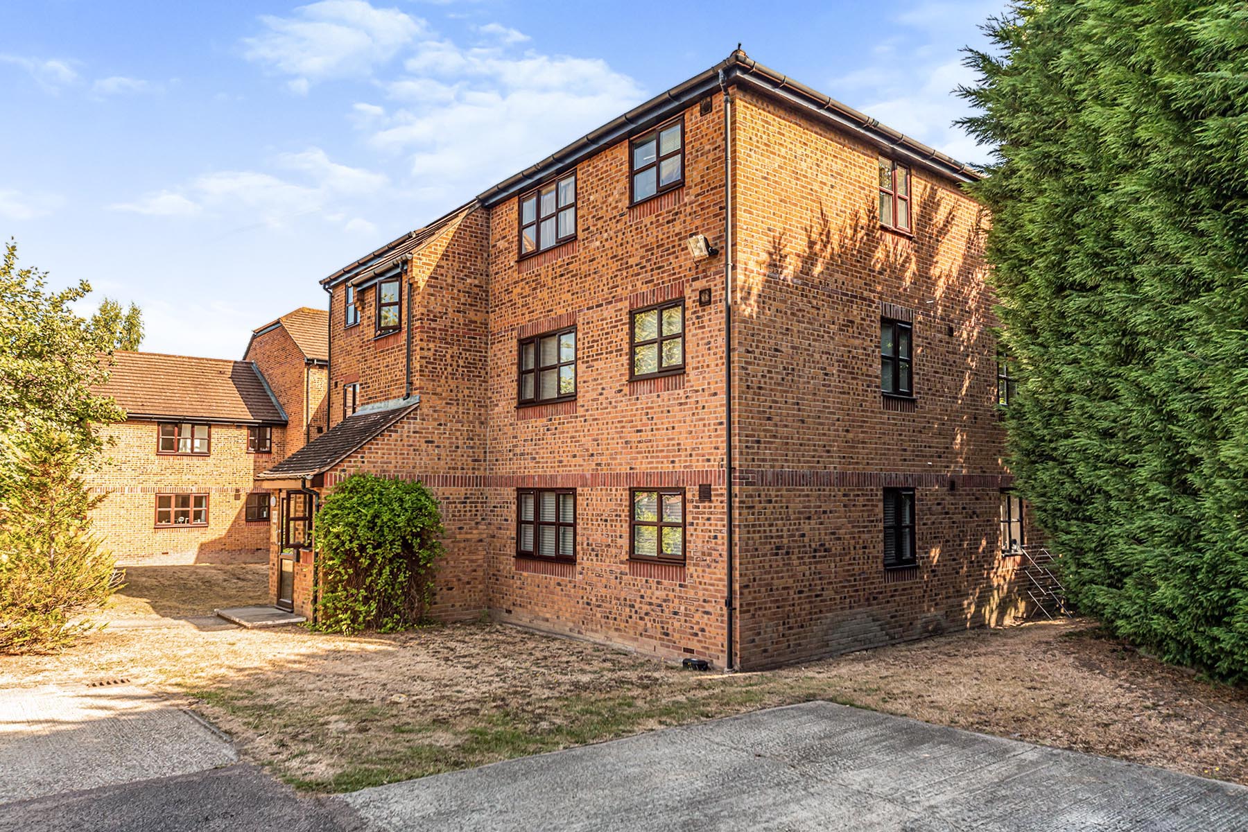 1 bedroom ground floor flat for sale in Marmet Avenue, Letchworth