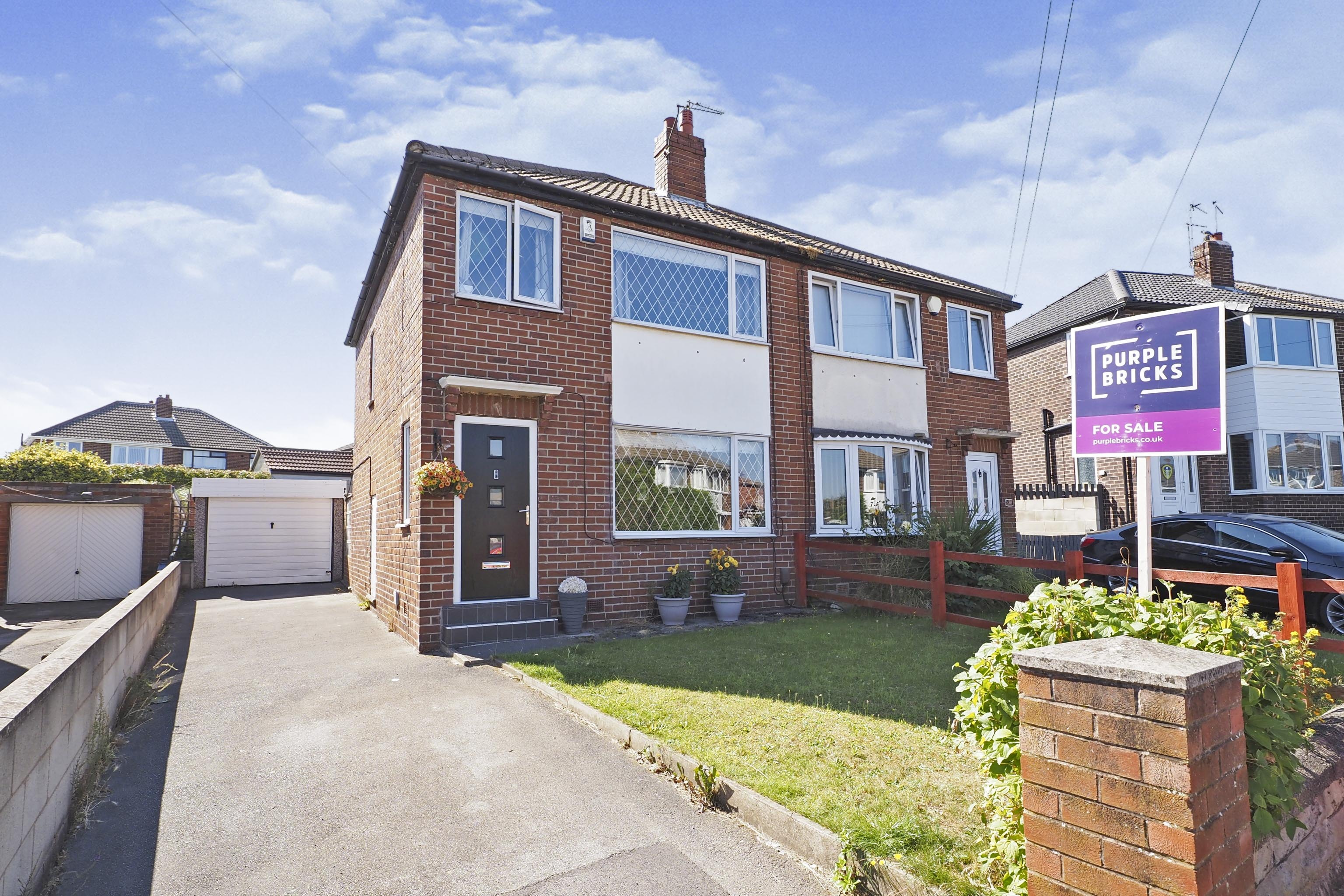 3 bedroom semidetached house for sale in Windermere Road, Castleford, WF10 3NQ