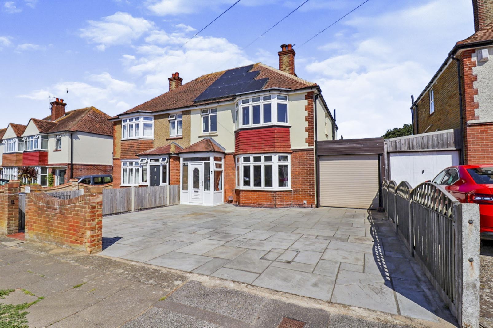 4 bedroom semidetached house for sale in Grove Gardens, Margate, CT9 5RQ