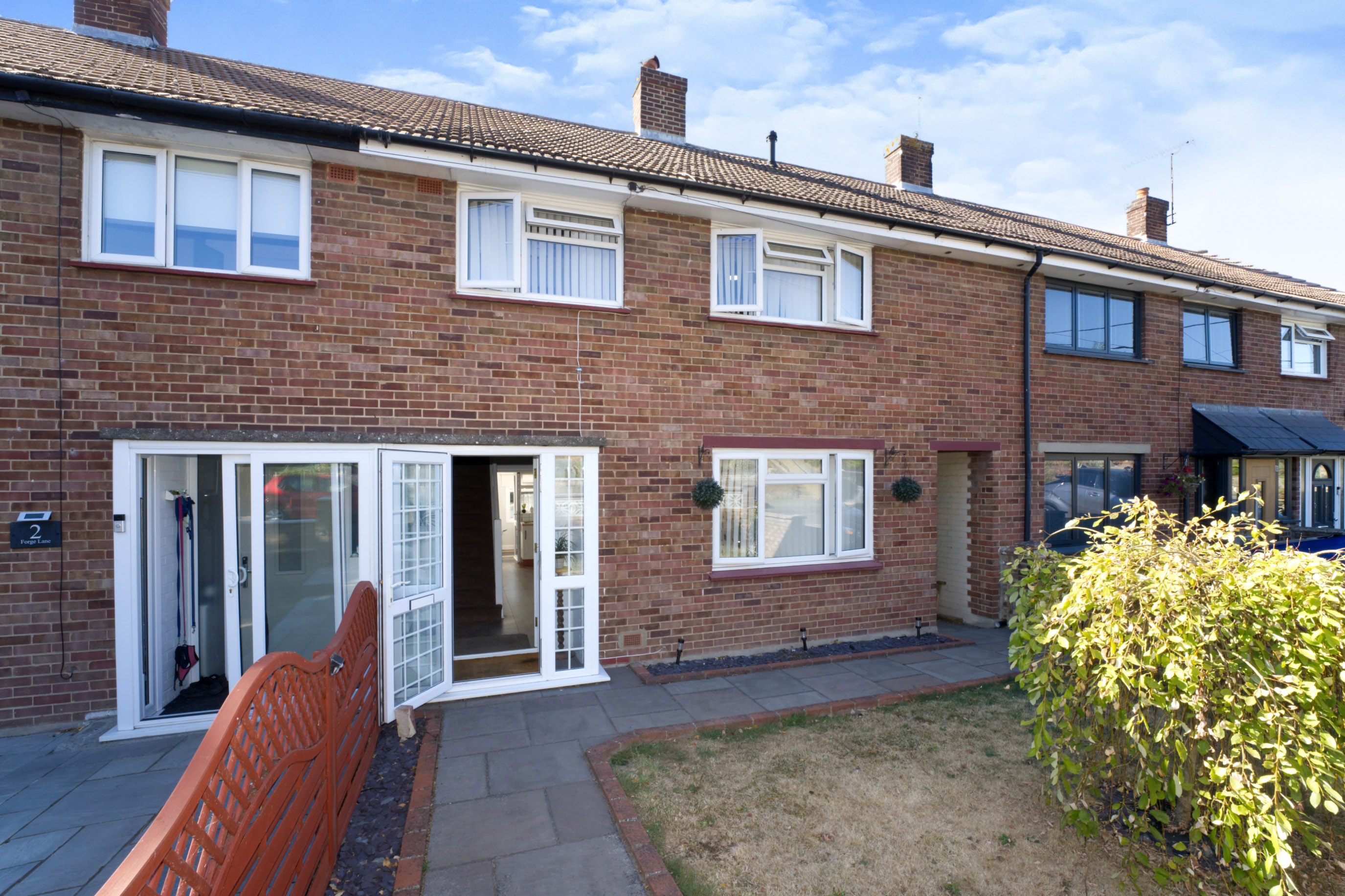 3 bedroom terraced house for sale in Lane, Dartford, DA4 9DR