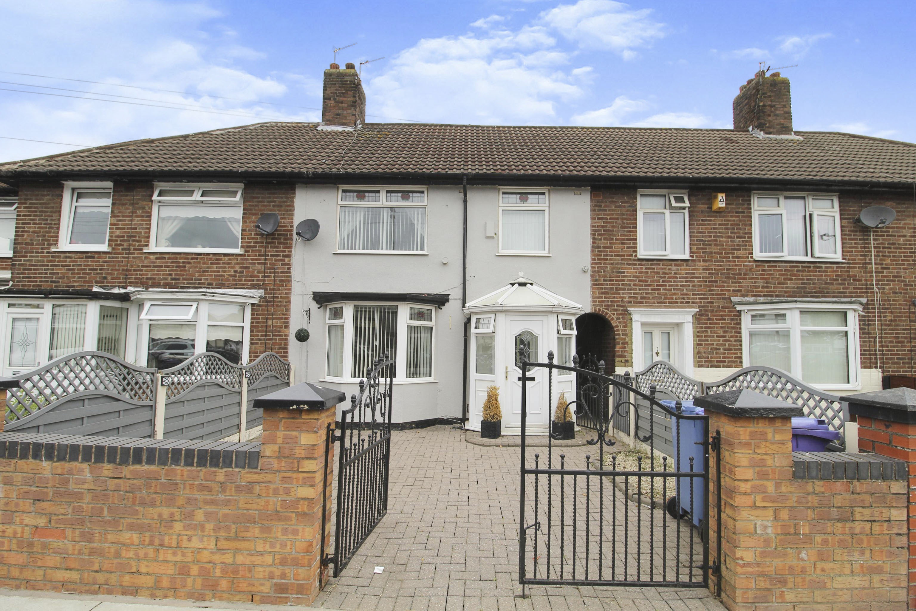 3 bedroom terraced house for sale in Page Moss Lane, Liverpool, L14 0LU