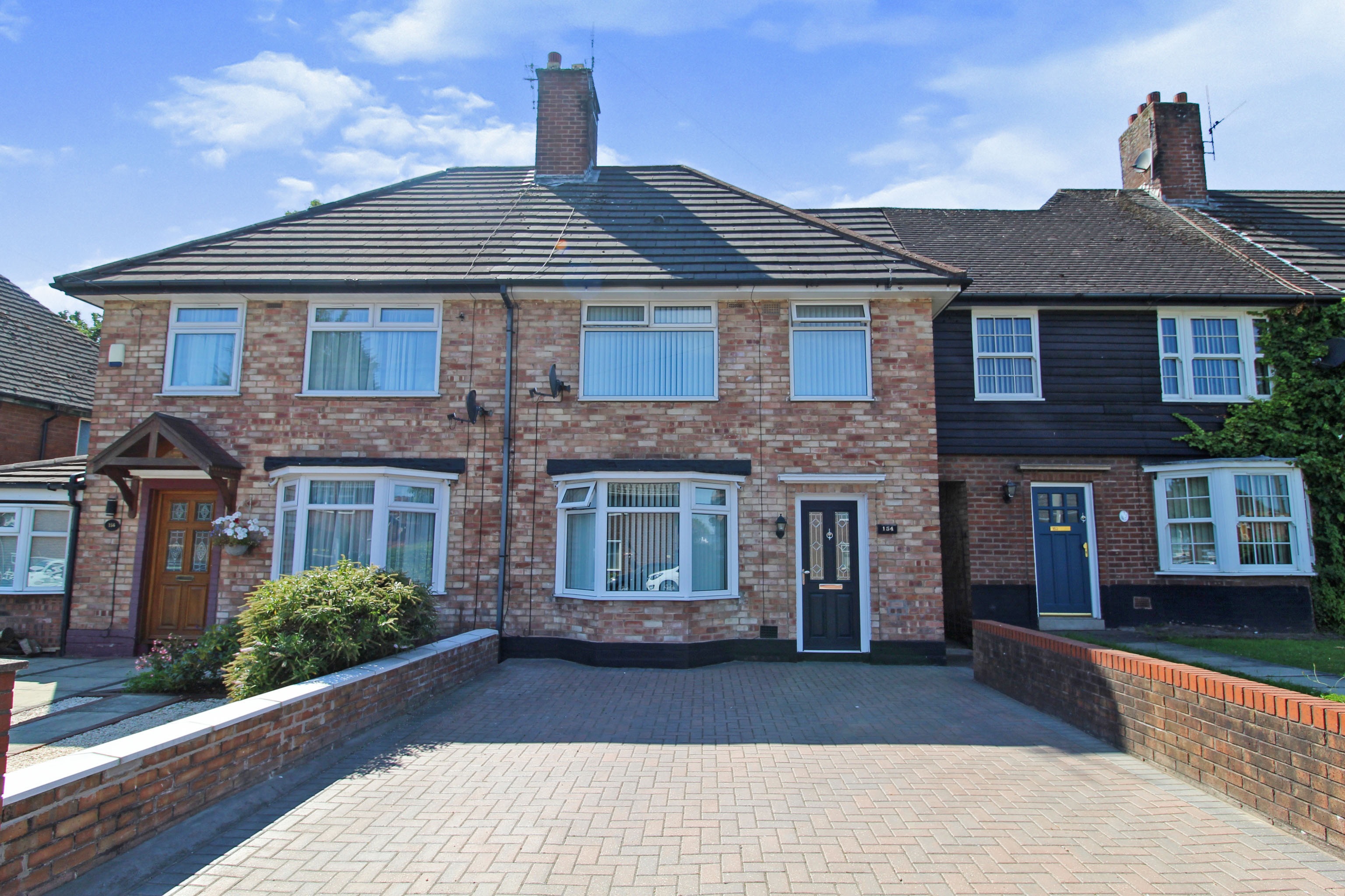 3 bedroom semidetached house for sale in Halewood Road, Liverpool, L25 5LN