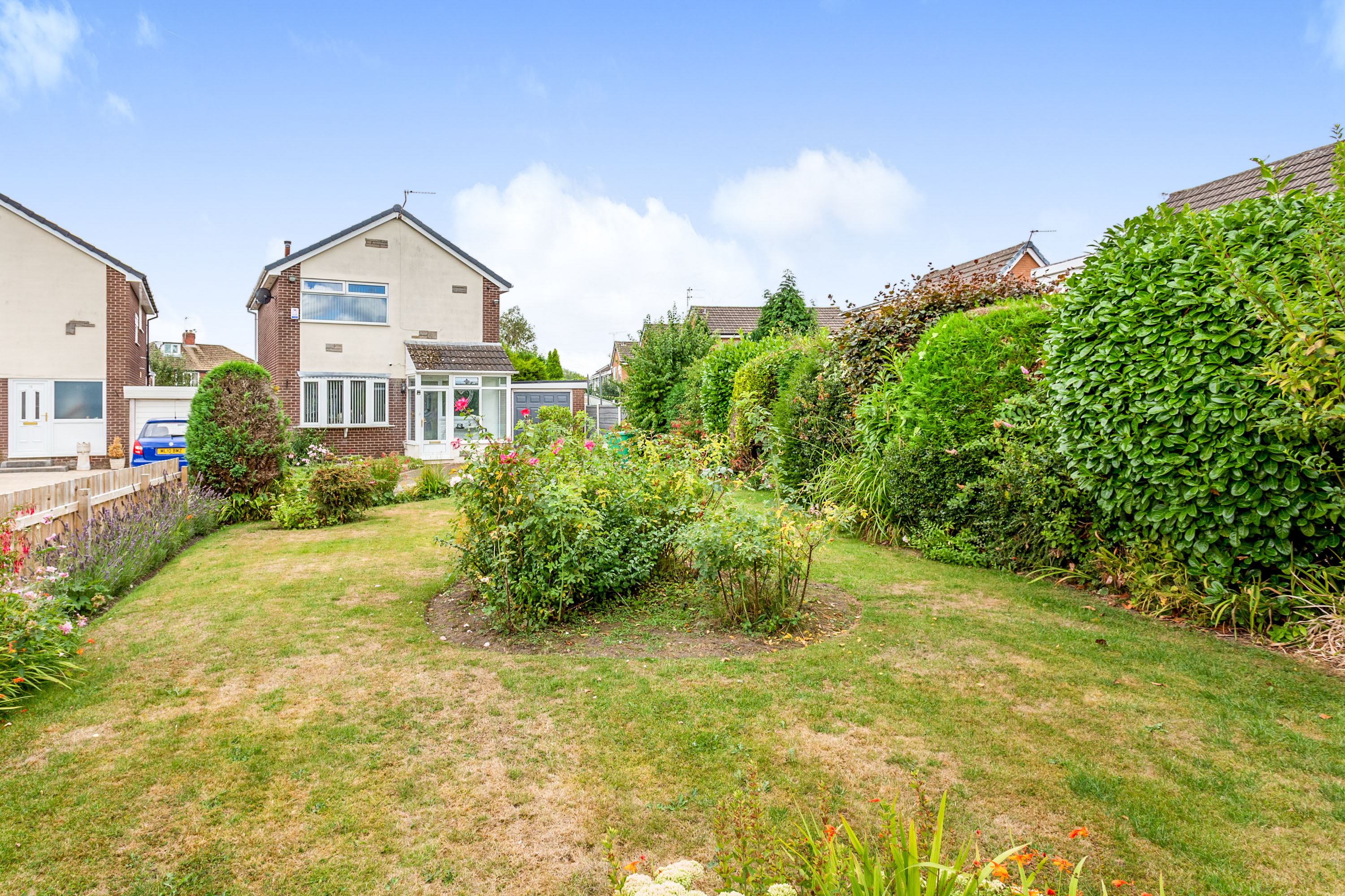 2 bedroom detached house for sale in Greenways, New Moston, Manchester