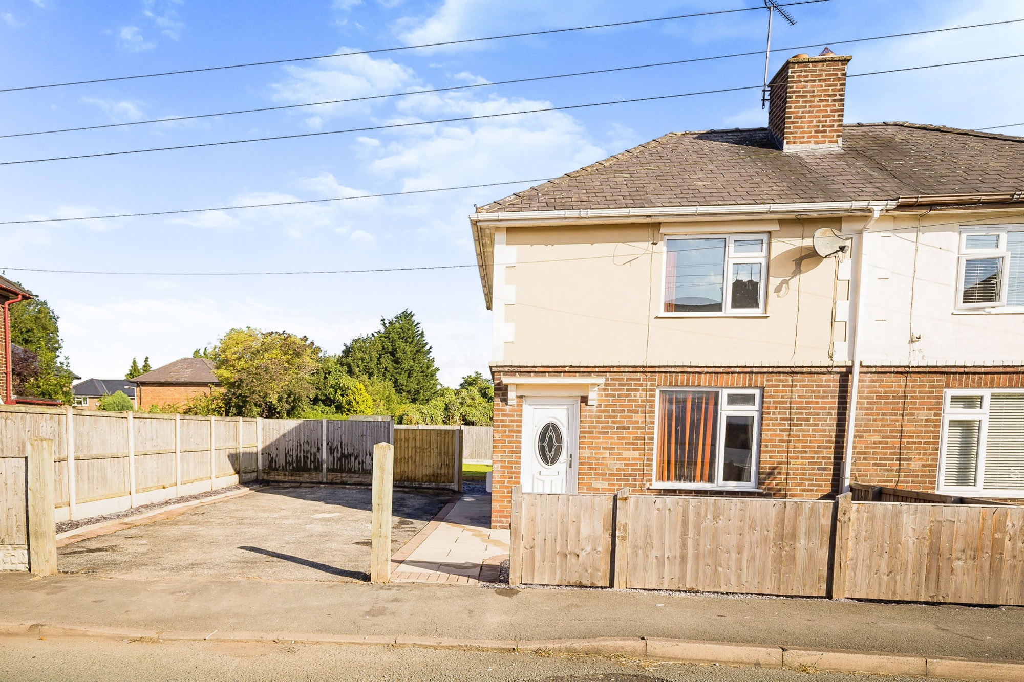 2-bedroom-semi-detached-house-for-sale-in-irvings-crescent-chester