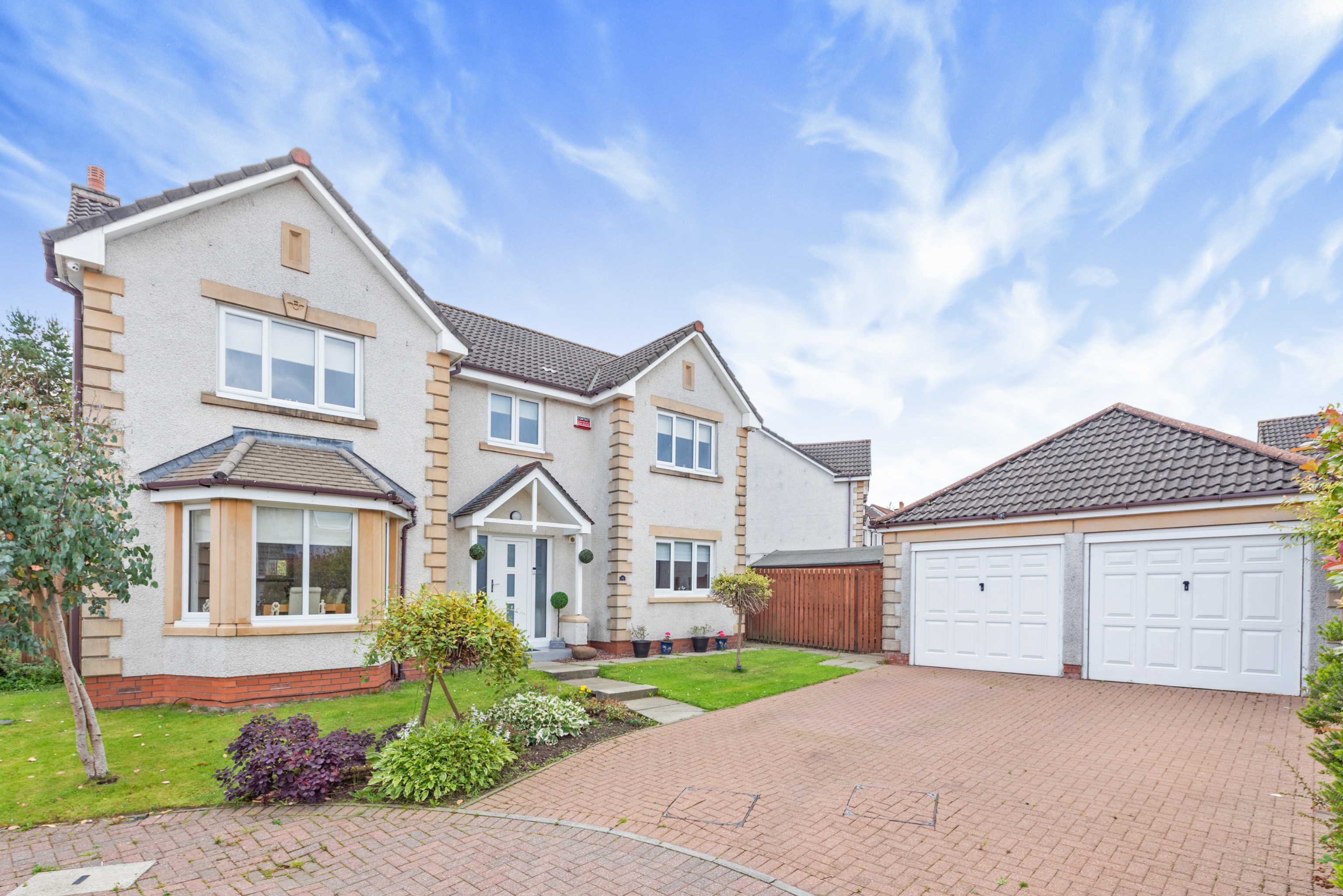 4 bedroom detached house for sale in Cypress Glade, Livingston, EH54 9JH