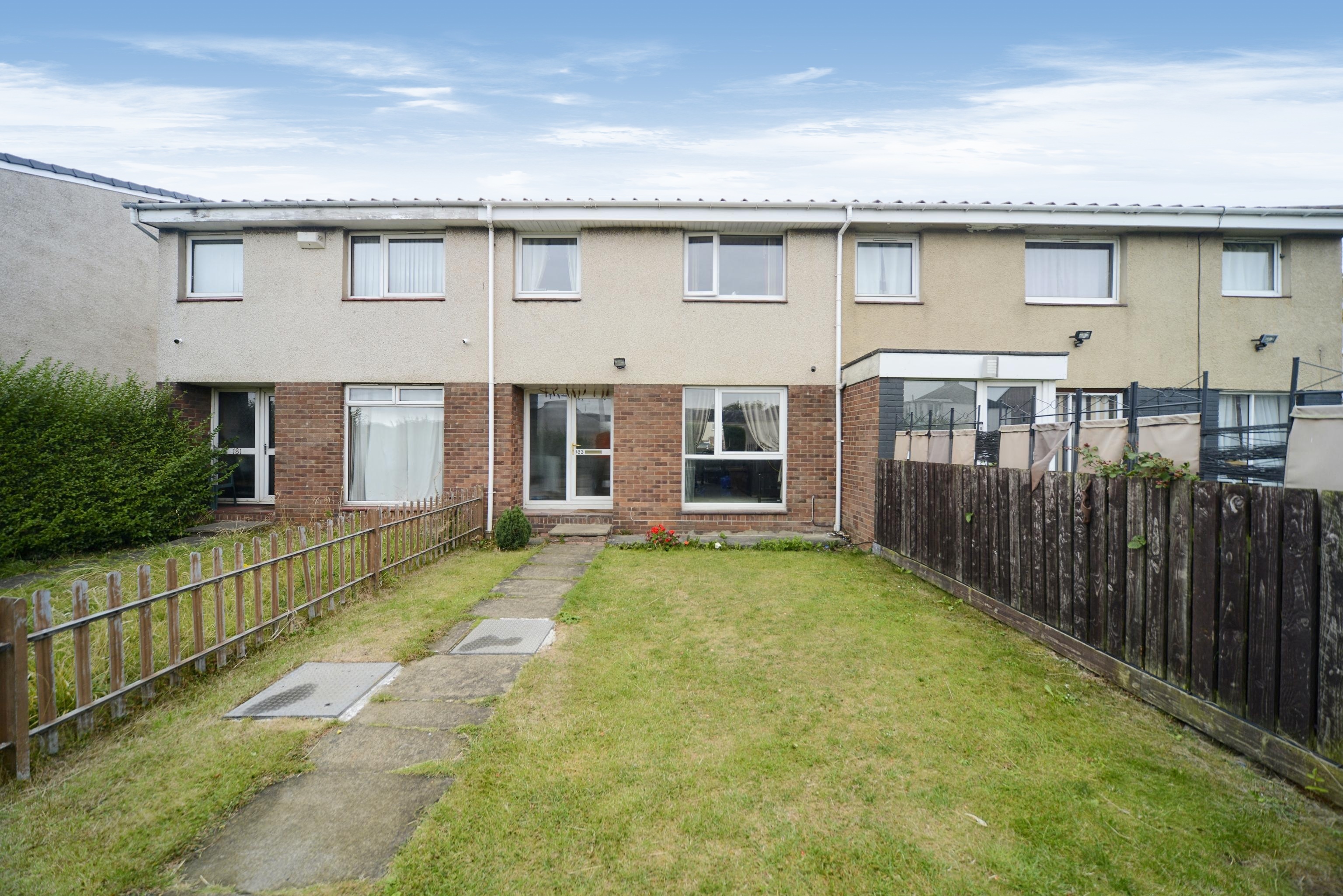 3 bedroom terraced house for sale in Duddingston Park South, Edinburgh