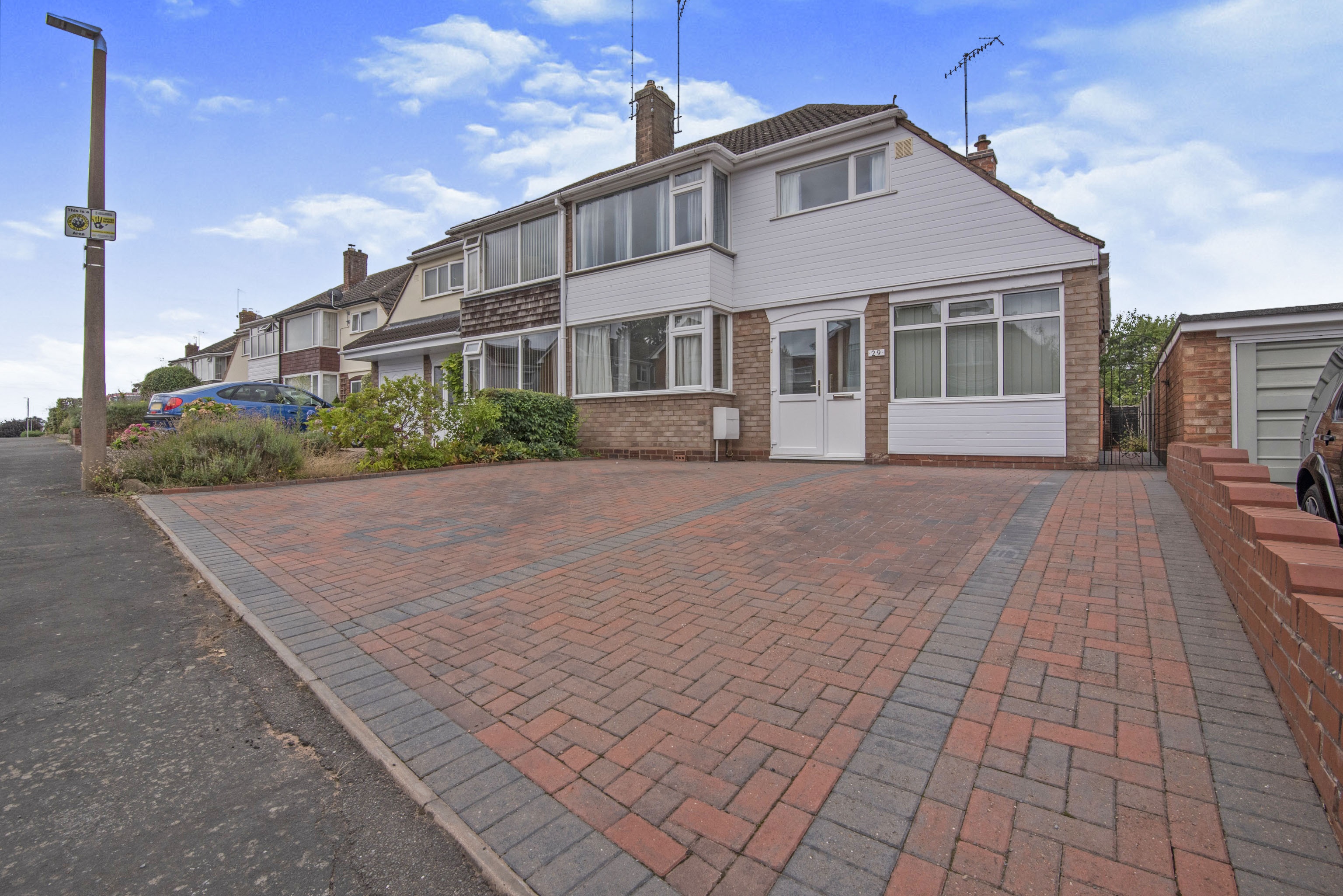 3 bedroom semidetached house for sale in Loweswater Road, Stourporton