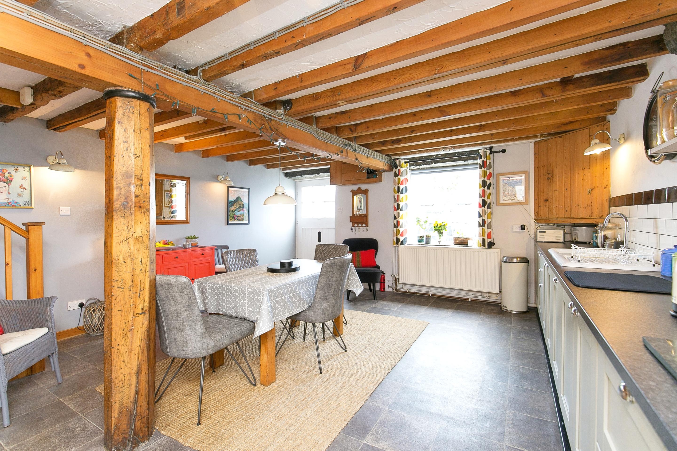 4 bedroom town house for sale in Corn Hill, Porthmadog, LL49 9AT