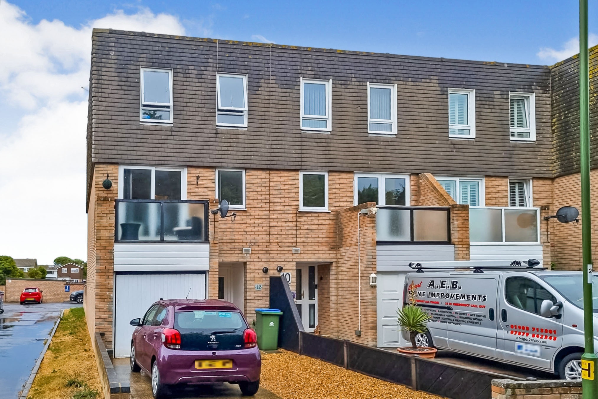 4 bedroom end of terrace house for sale in Finisterre Way