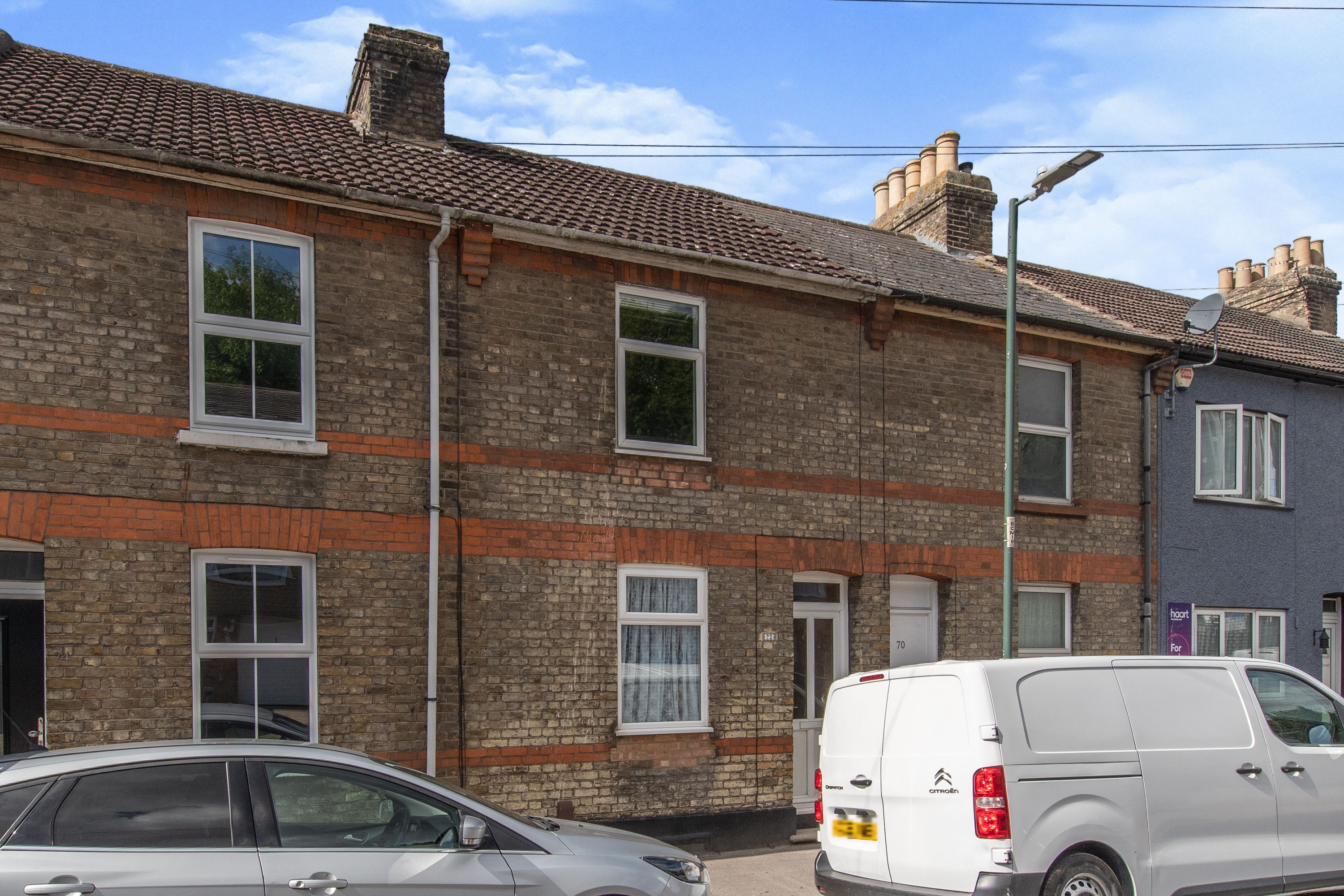 3 bedroom terraced house for sale in Beacon Road, Chatham, ME5 7BS