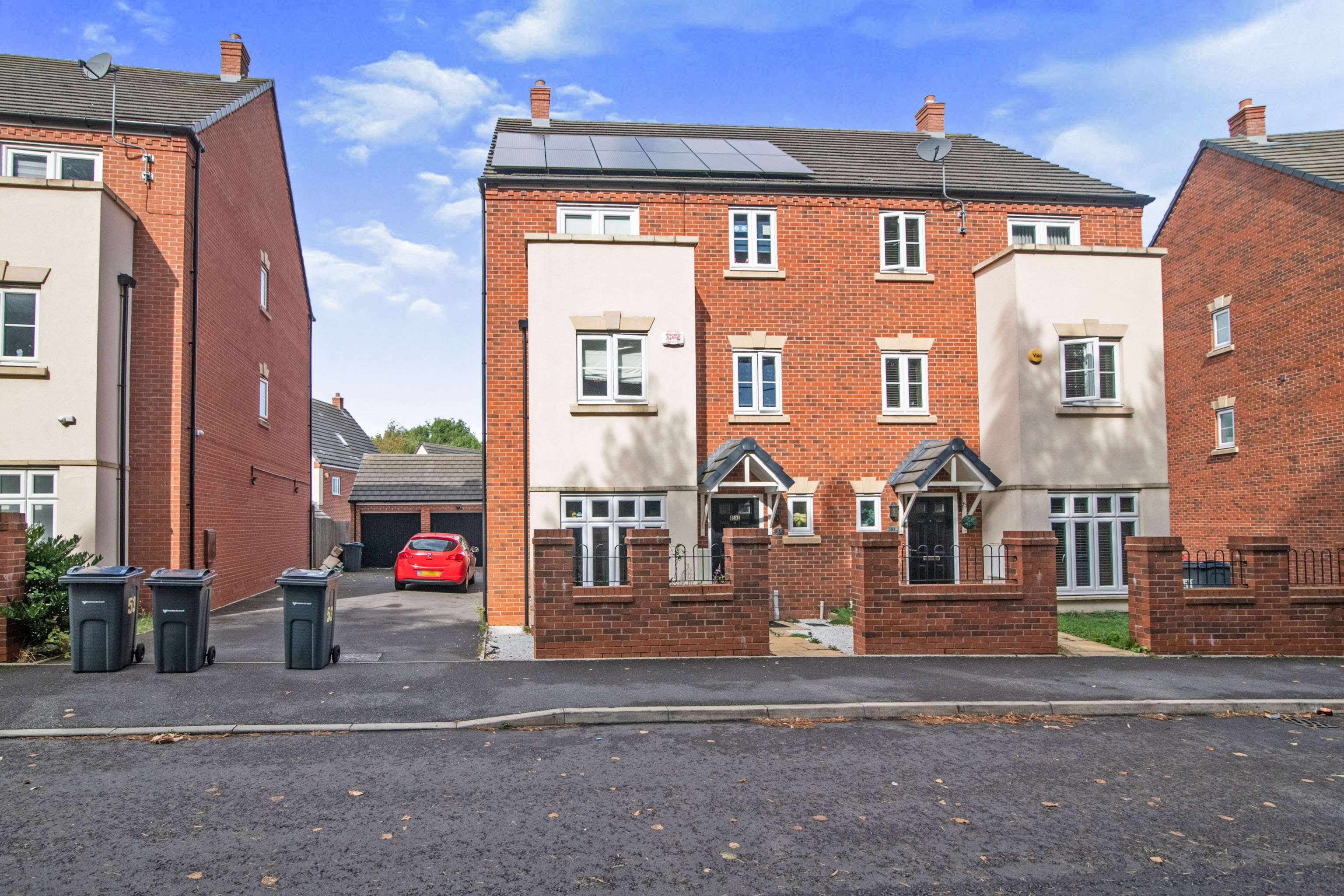 8 bedroom semidetached house for sale in Roebuck Road, Birmingham, B16 0QG