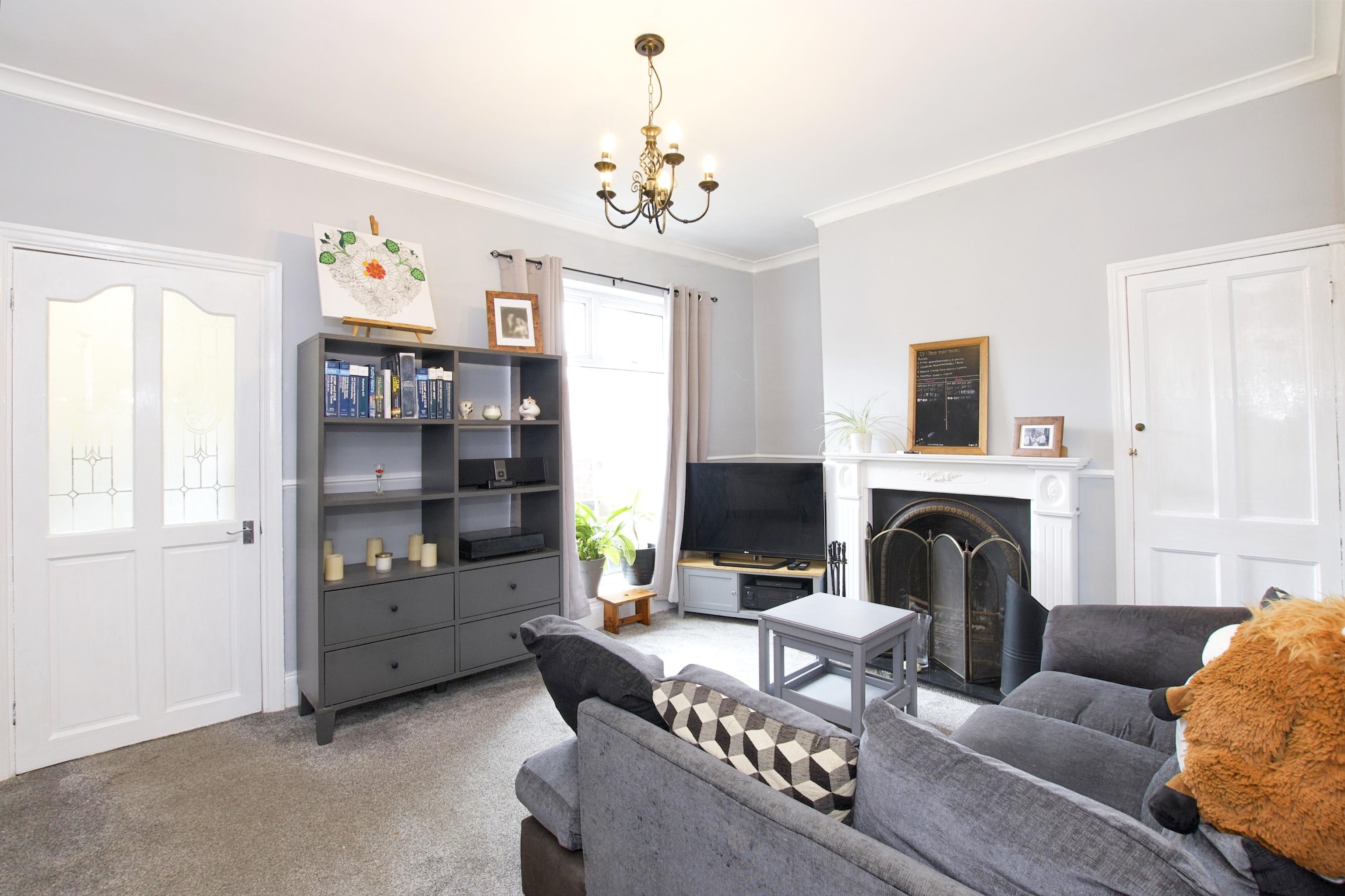 3 bedroom endterraced for sale in Simonside Terrace, Newbigginbythe