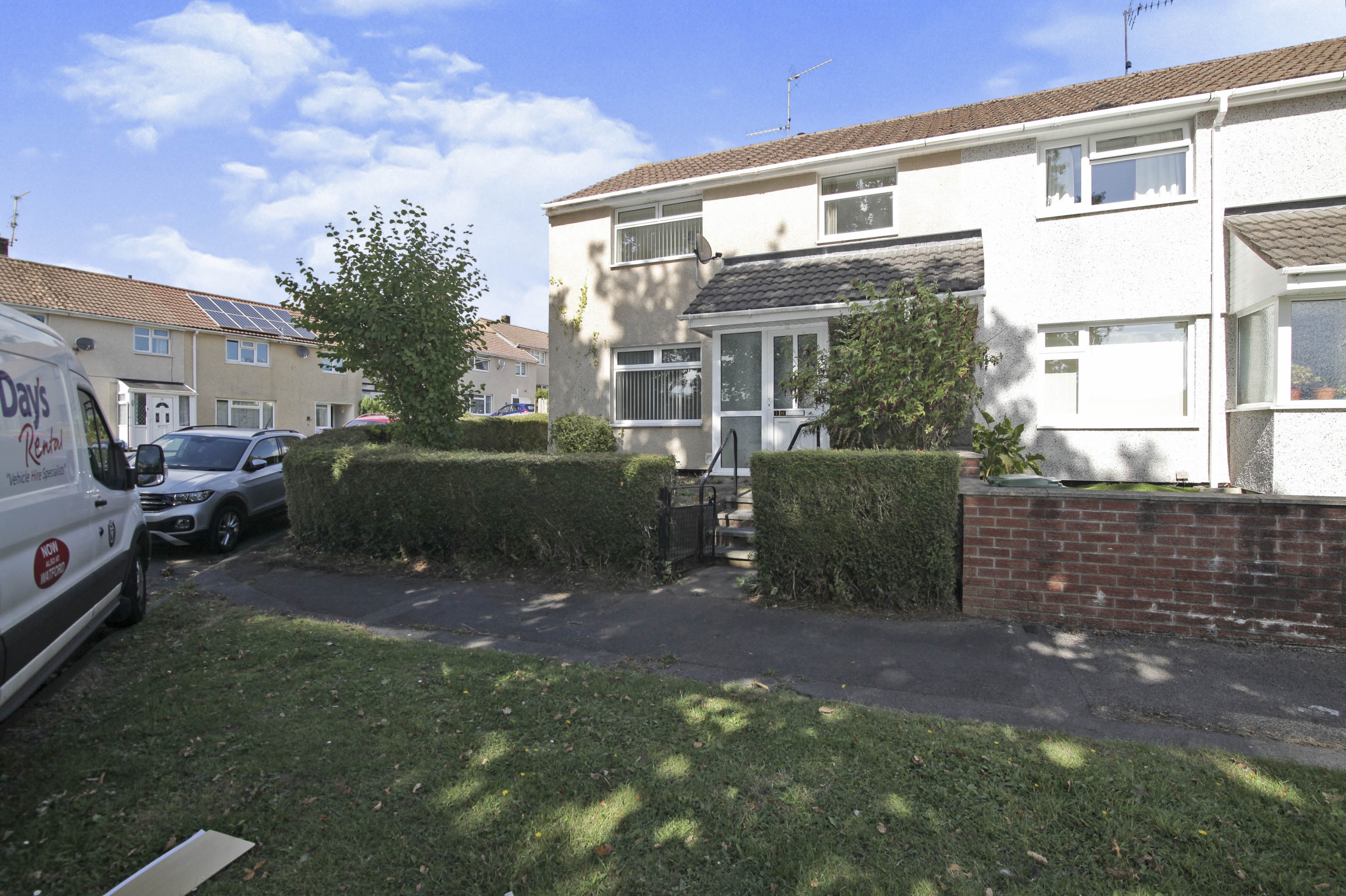 3 bedroom end of terrace house for sale in Whitehouse Road, Cwmbran
