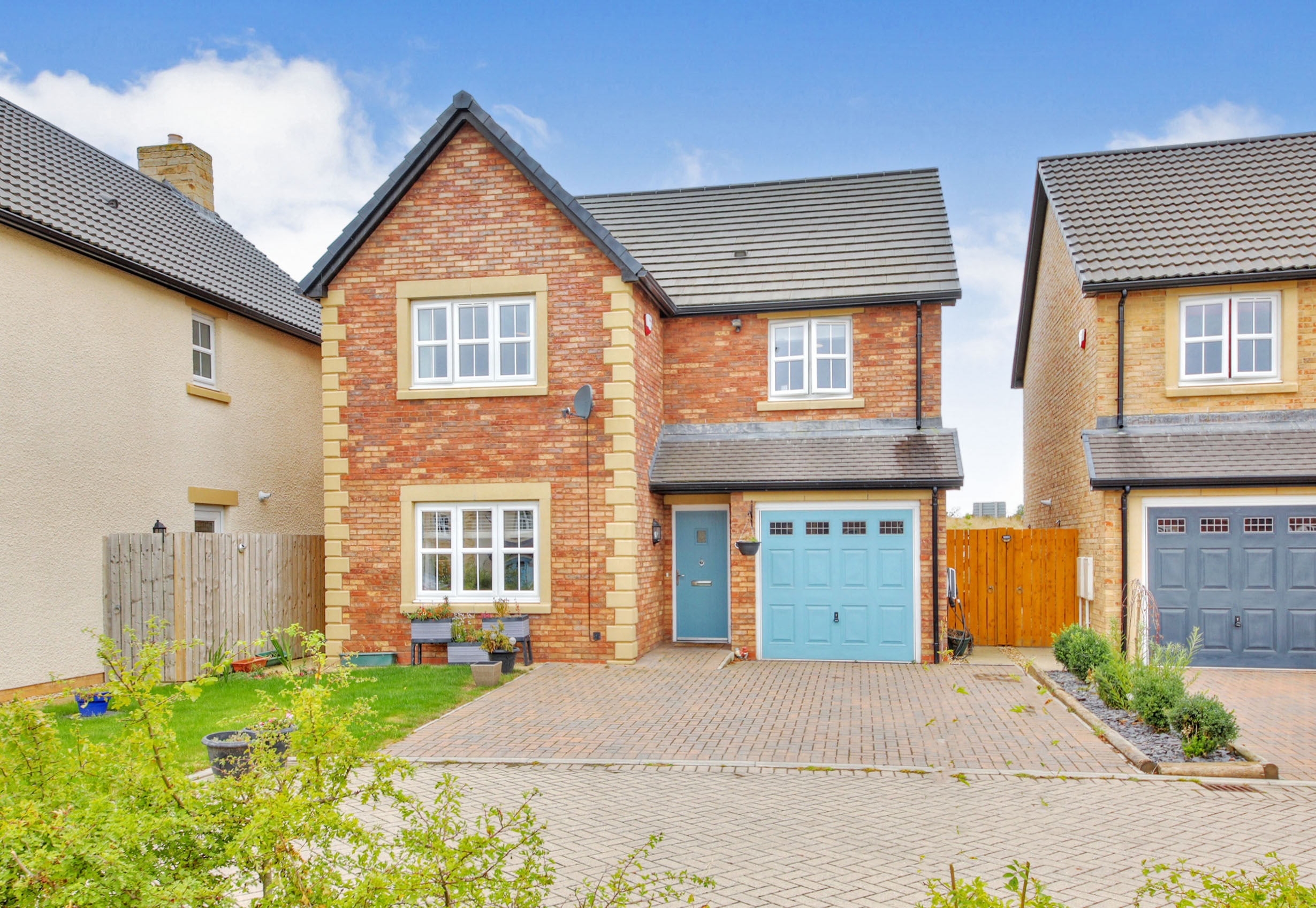 4 bedroom detached house for sale in Hotspur North, Newcastle Upon Tyne, NE27 0FZ