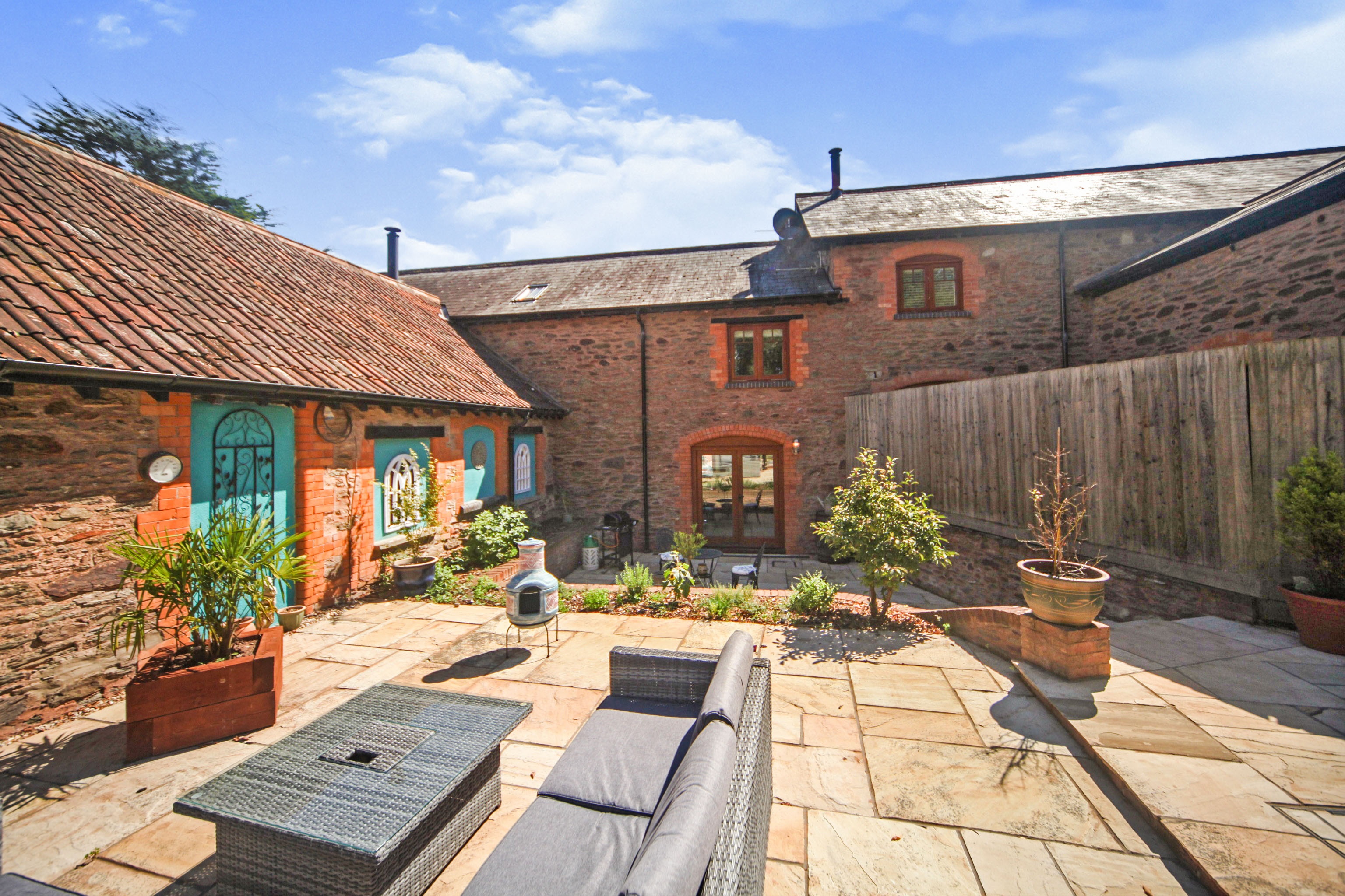 4-bedroom-barn-conversion-for-sale-in-farringdon-bridgwater-ta6-6pf