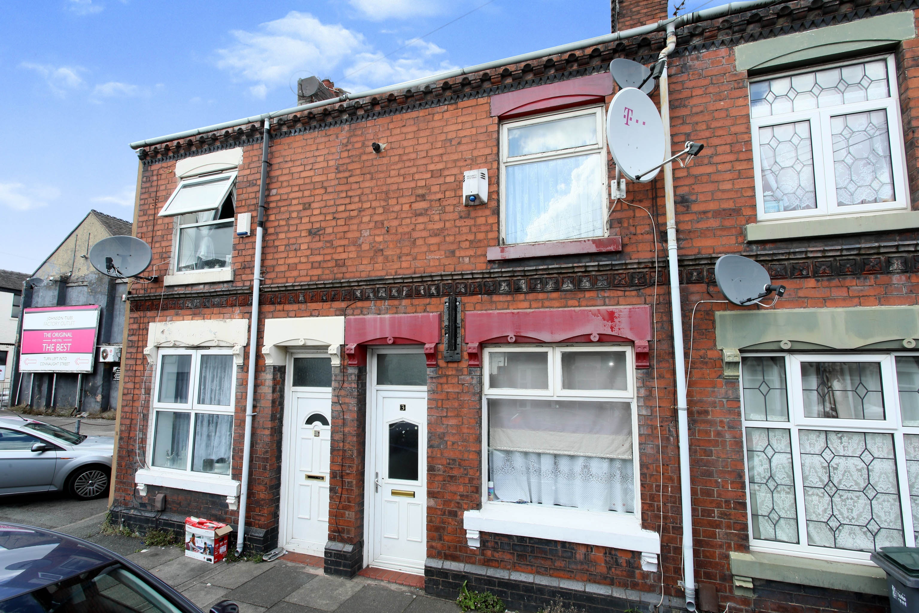 2 bedroom terraced house for sale in Pinnox Street, Stokeontrent, ST6 6AH
