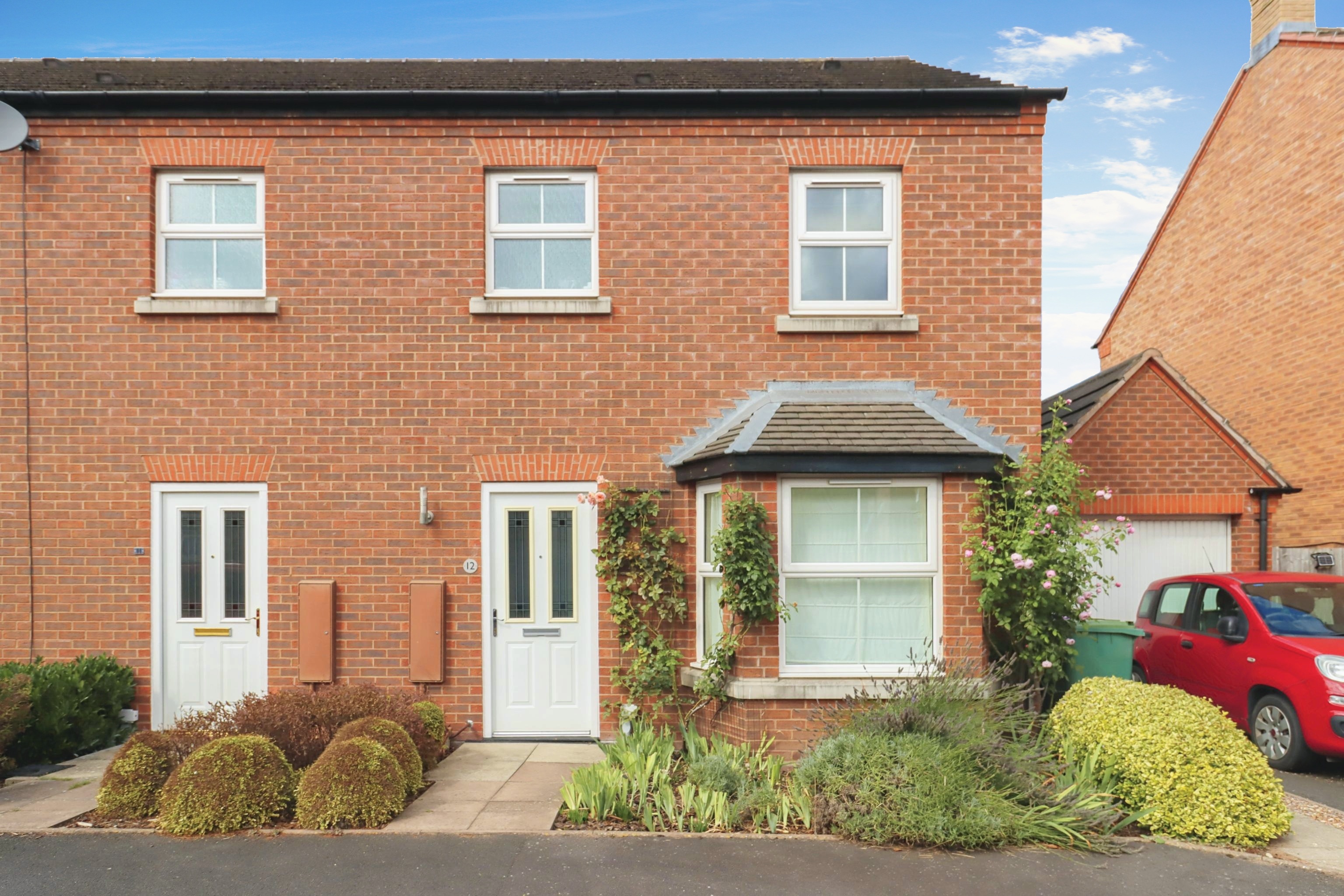 3 bedroom end of terrace house for sale in Sankey Drive, Telford, TF1 6PJ