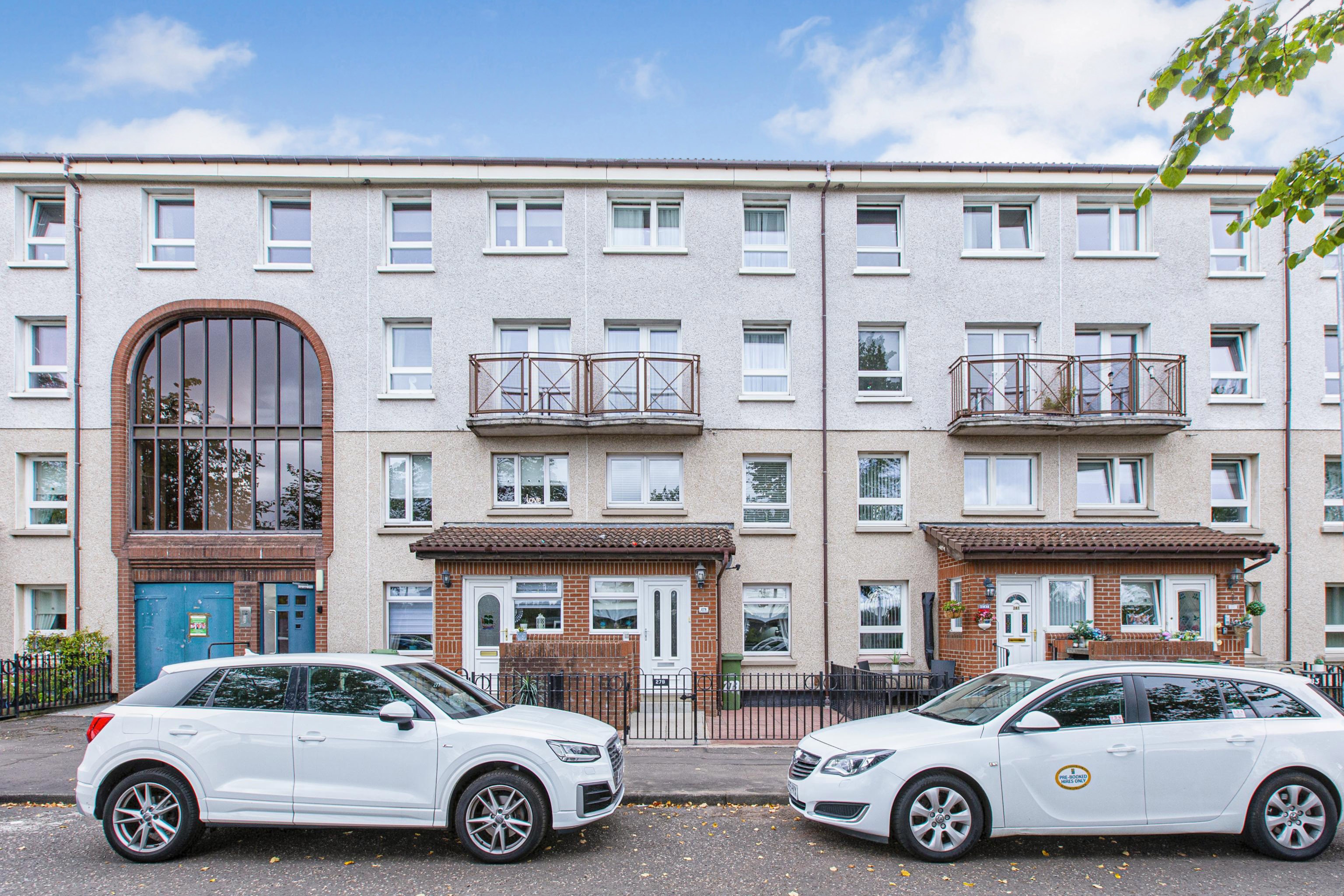 3 bedroom flat for sale in Caledonia Road, Glasgow, G5 0TB