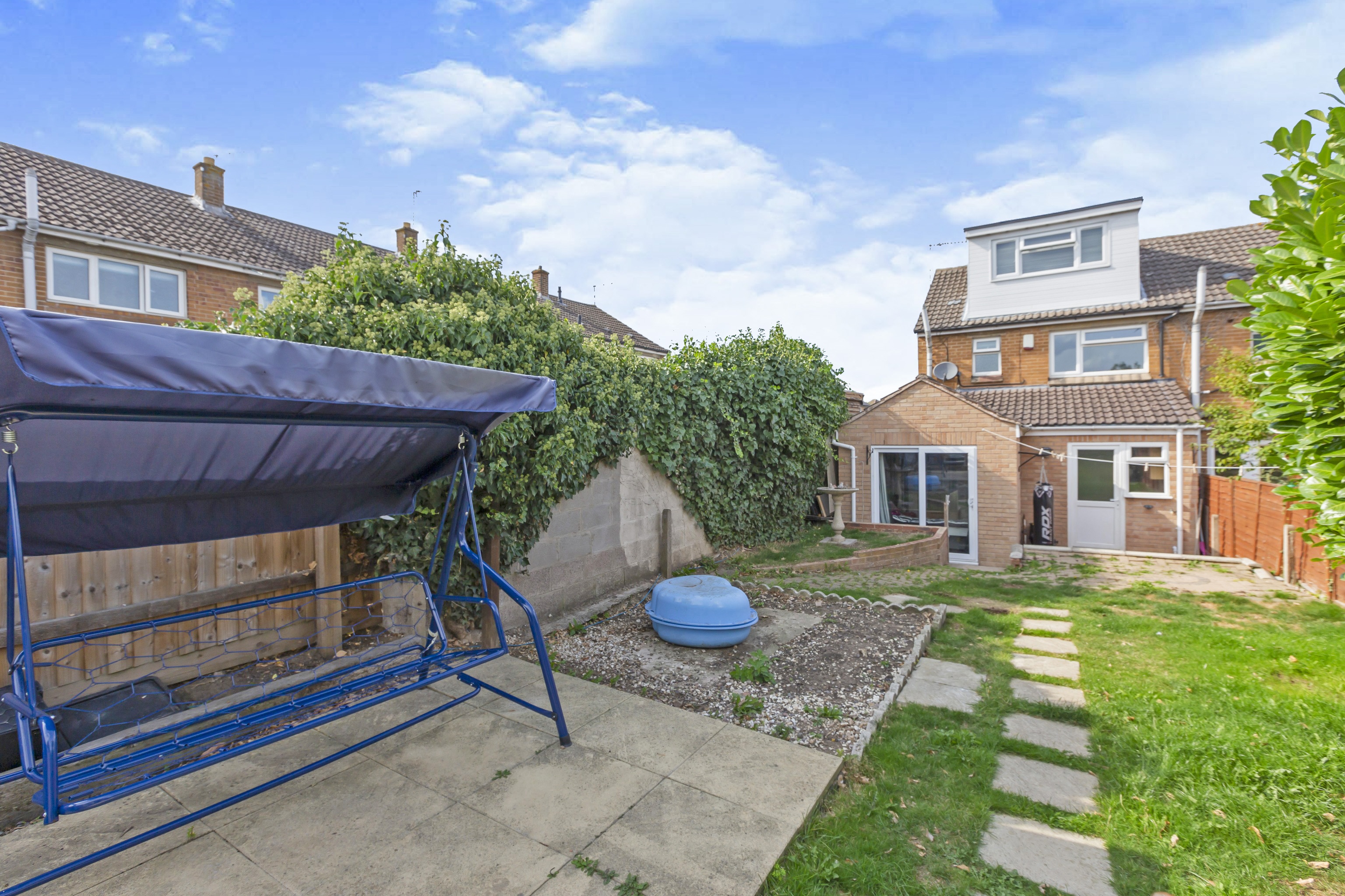 3 bedroom end of terrace house for sale in Brookes Avenue, Croft