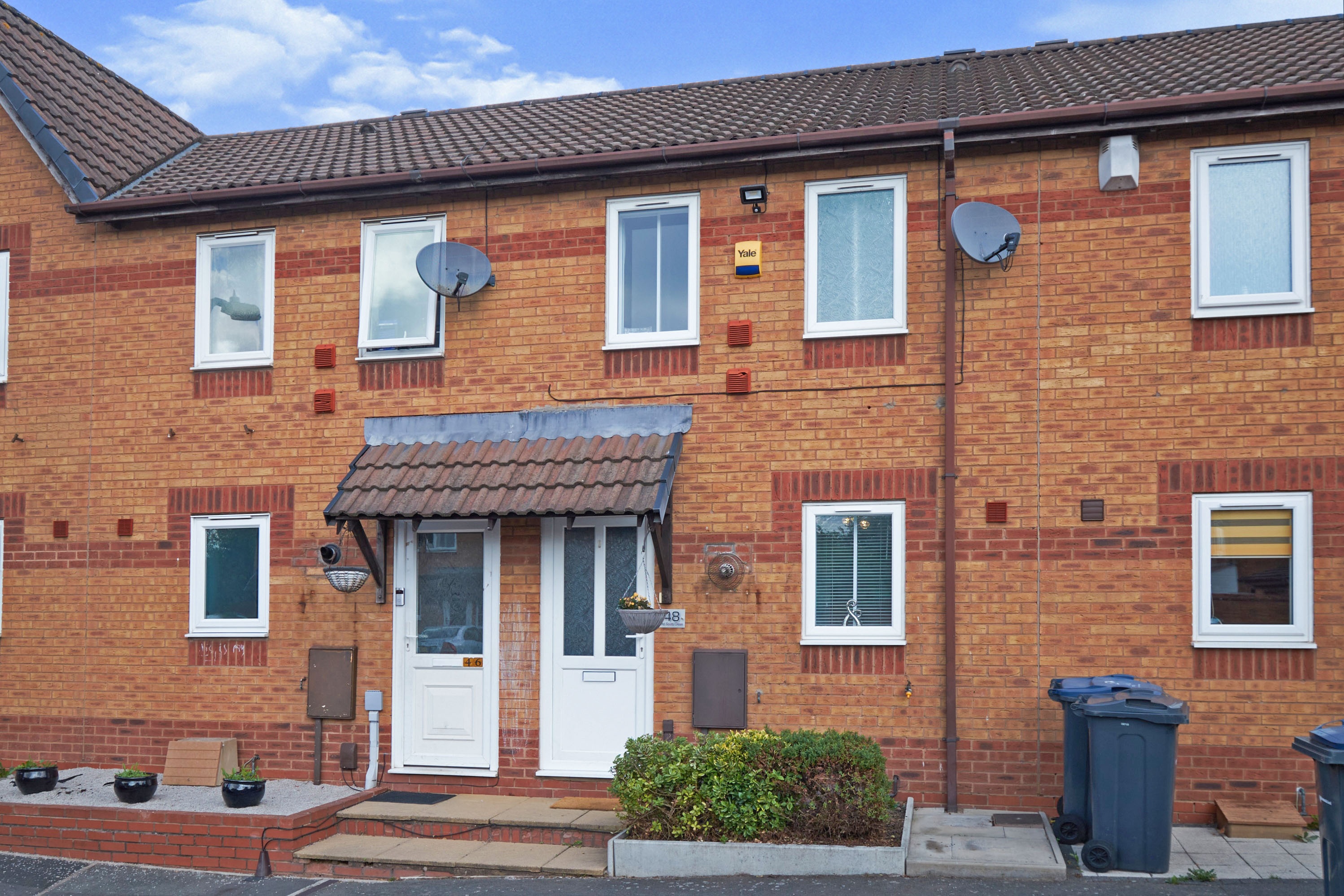 2 bedroom terraced house for sale in Old Scott Close, Birmingham, B33 0YS
