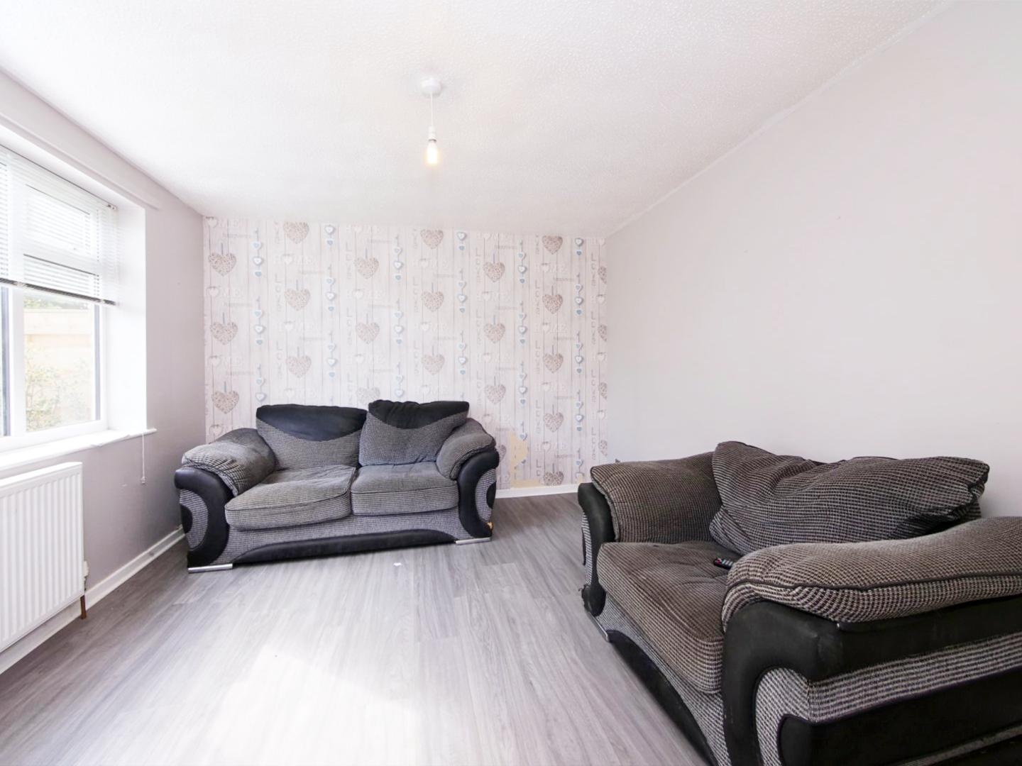 1 bedroom ground floor flat for sale in Ryemoor Road, York, YO32 2GX