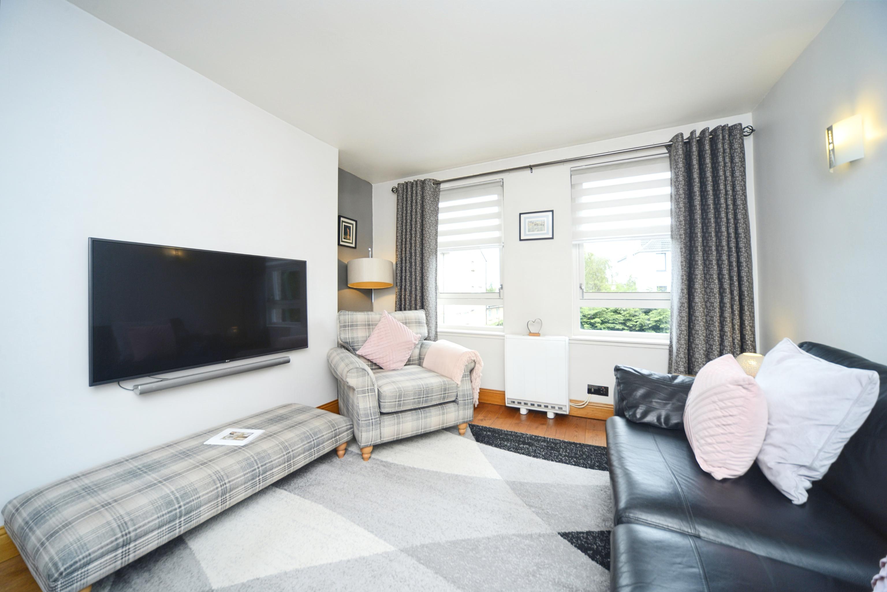 1 bedroom flat for sale in Pilton Drive North, Edinburgh, EH5 1NF