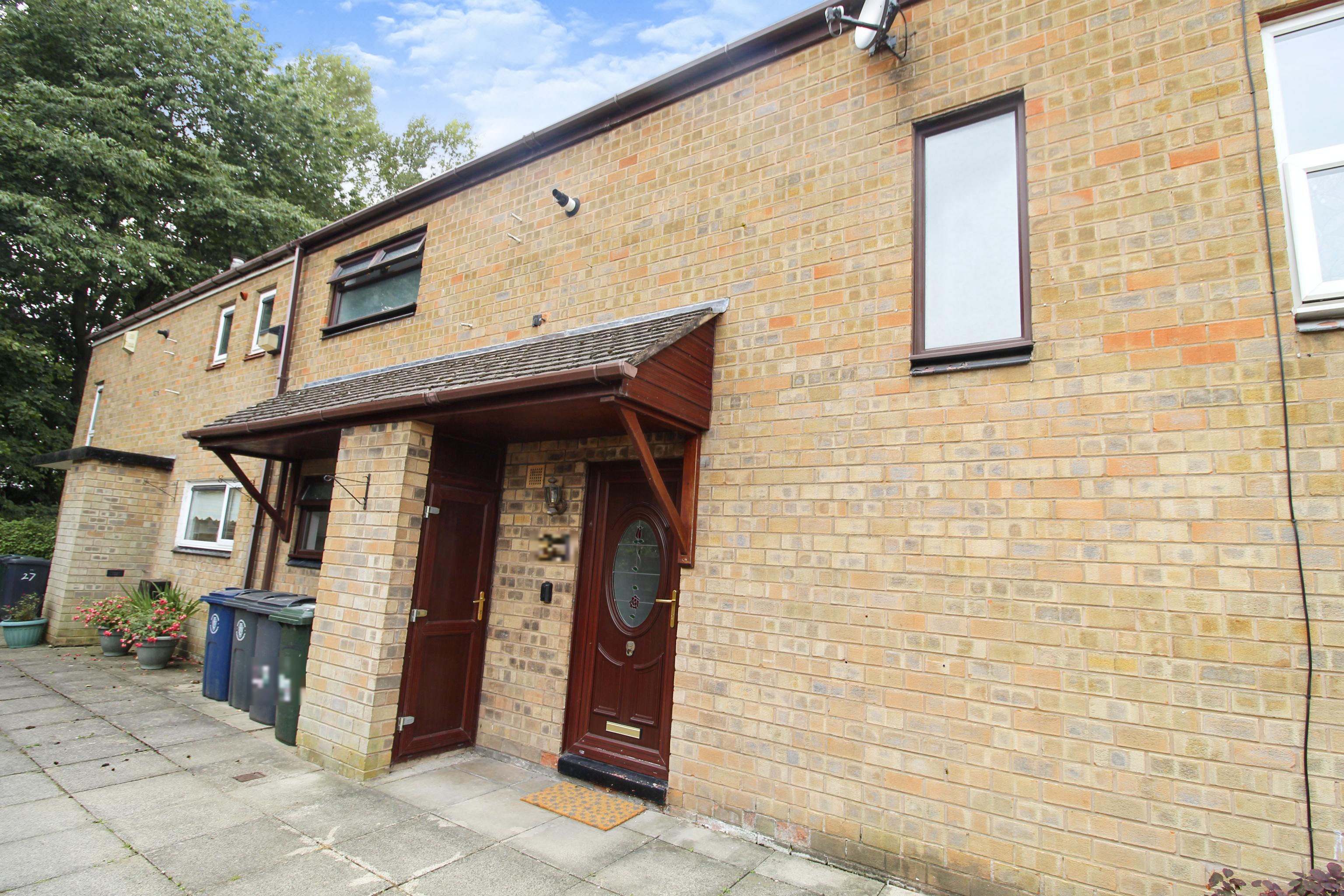 3 bedroom terraced house for sale in Yewdale, Skelmersdale, WN8 6EN