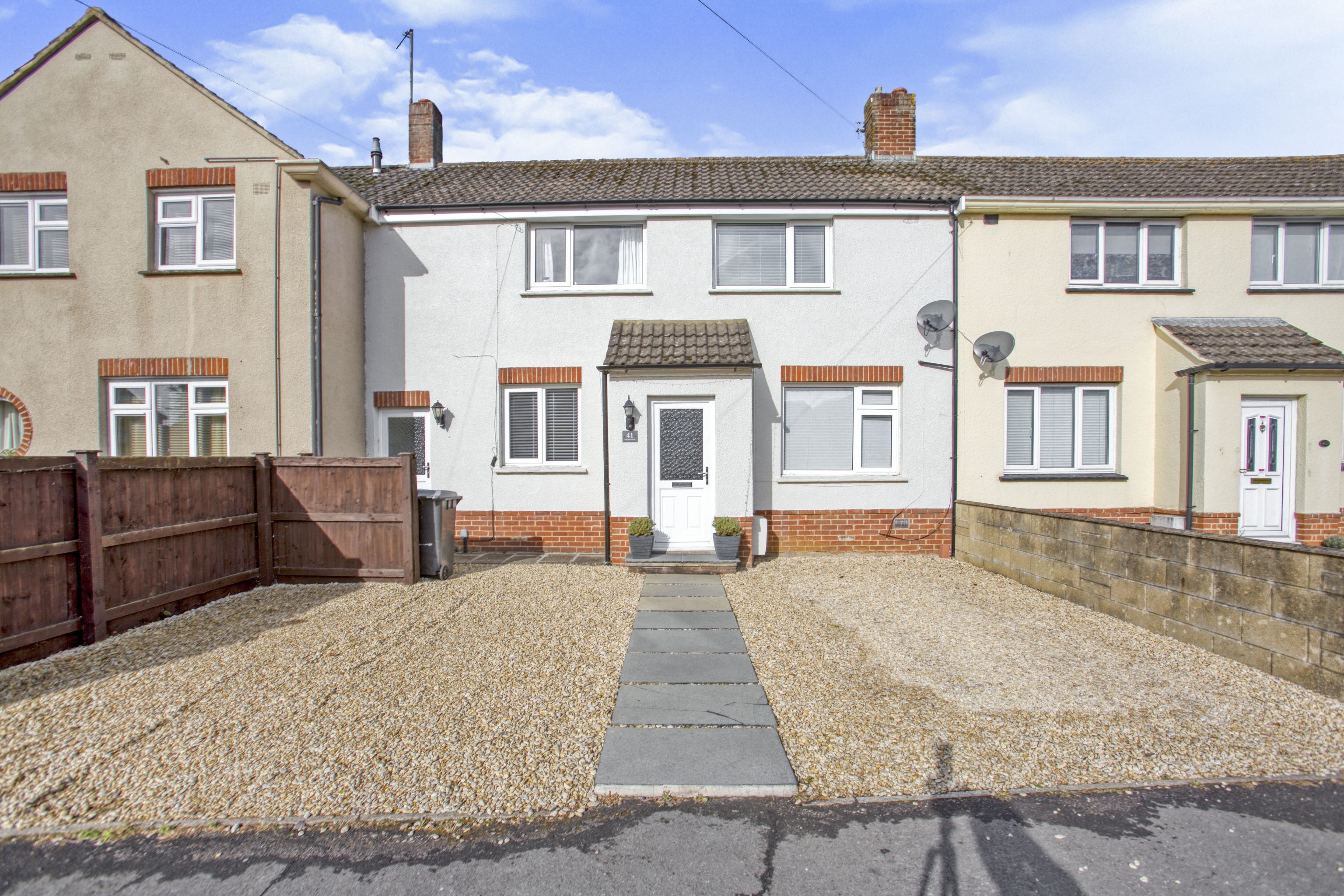 3 bedroom terraced house for sale in Littlejohn Avenue, Melksham, SN12 7AW