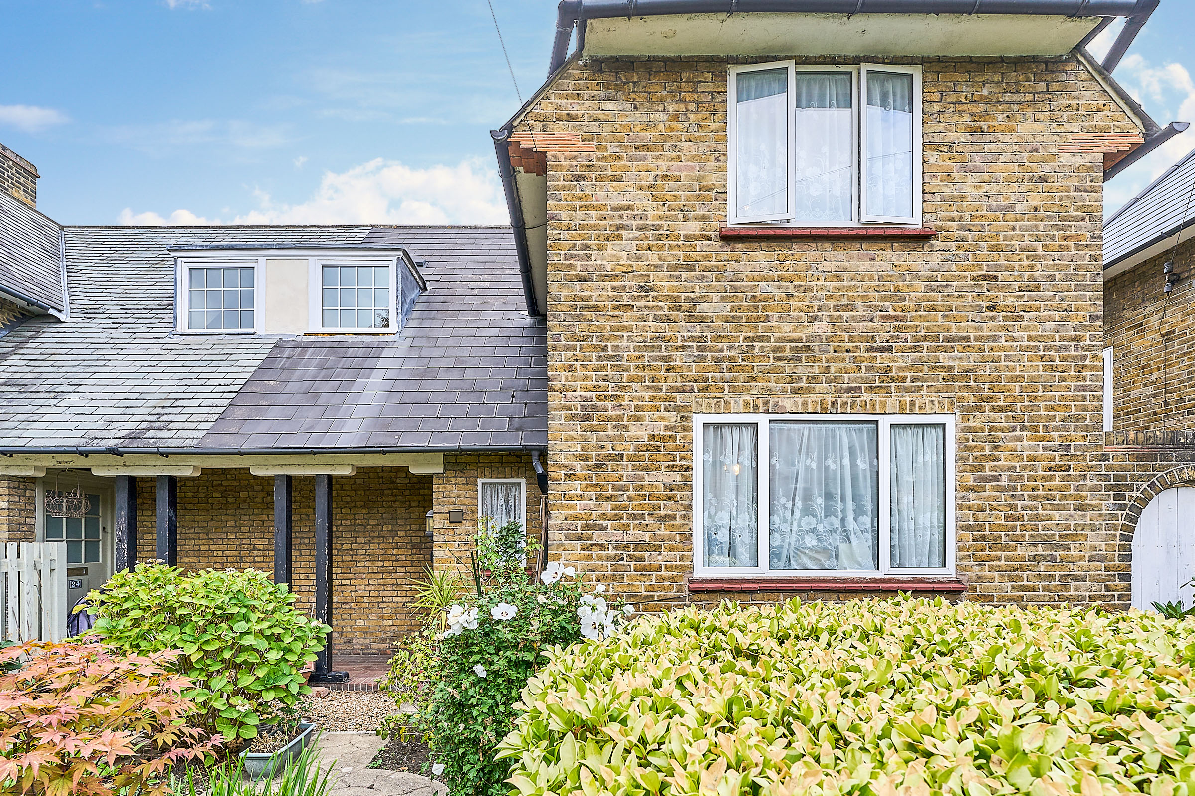 3 bedroom semidetached house for sale in Hawkesbury Road, London, SW15 5HL